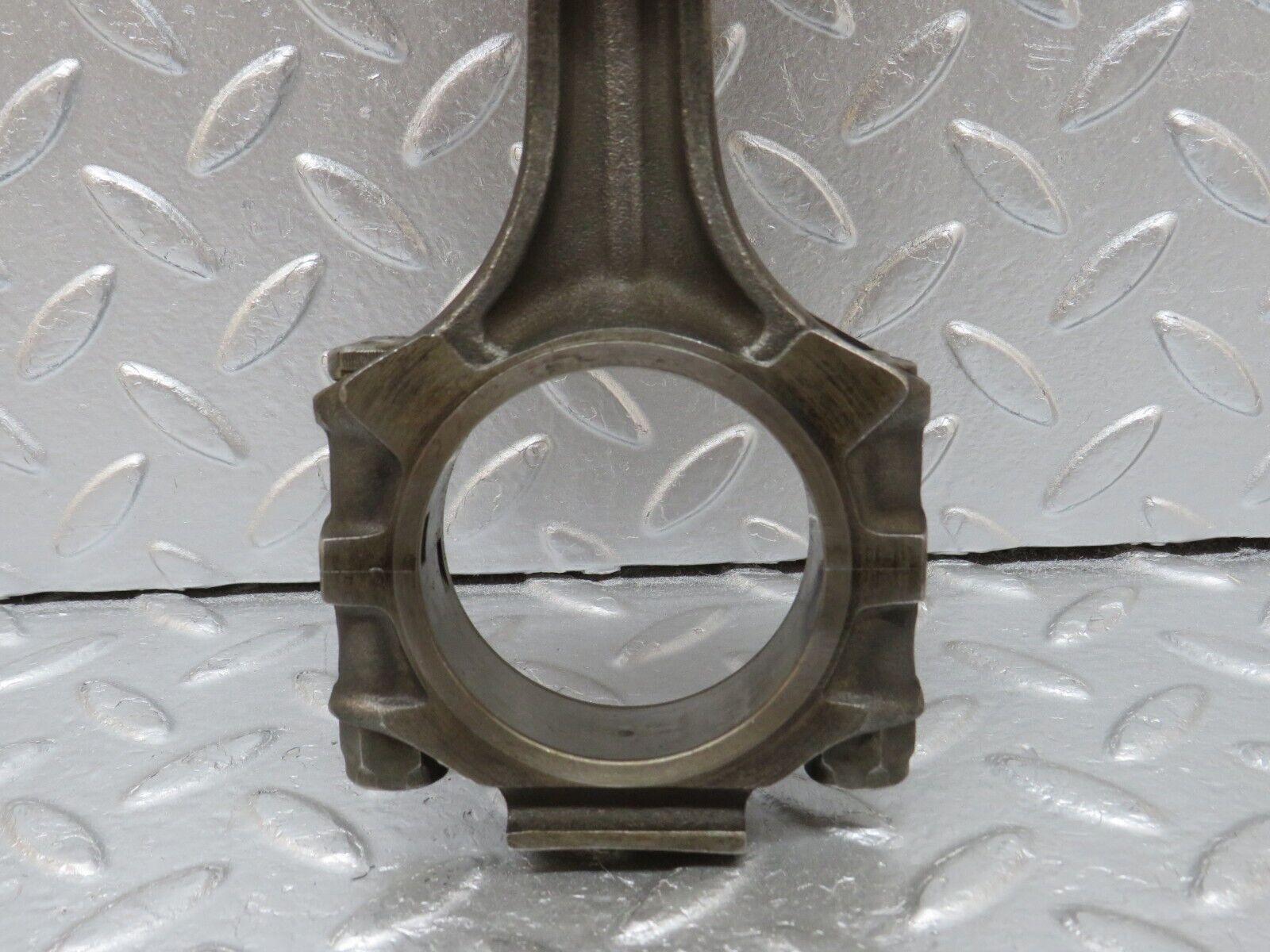 33036 Mercedes-Benz C107 R107 350 V8 Piston With Connecting Rod 92mm 11607