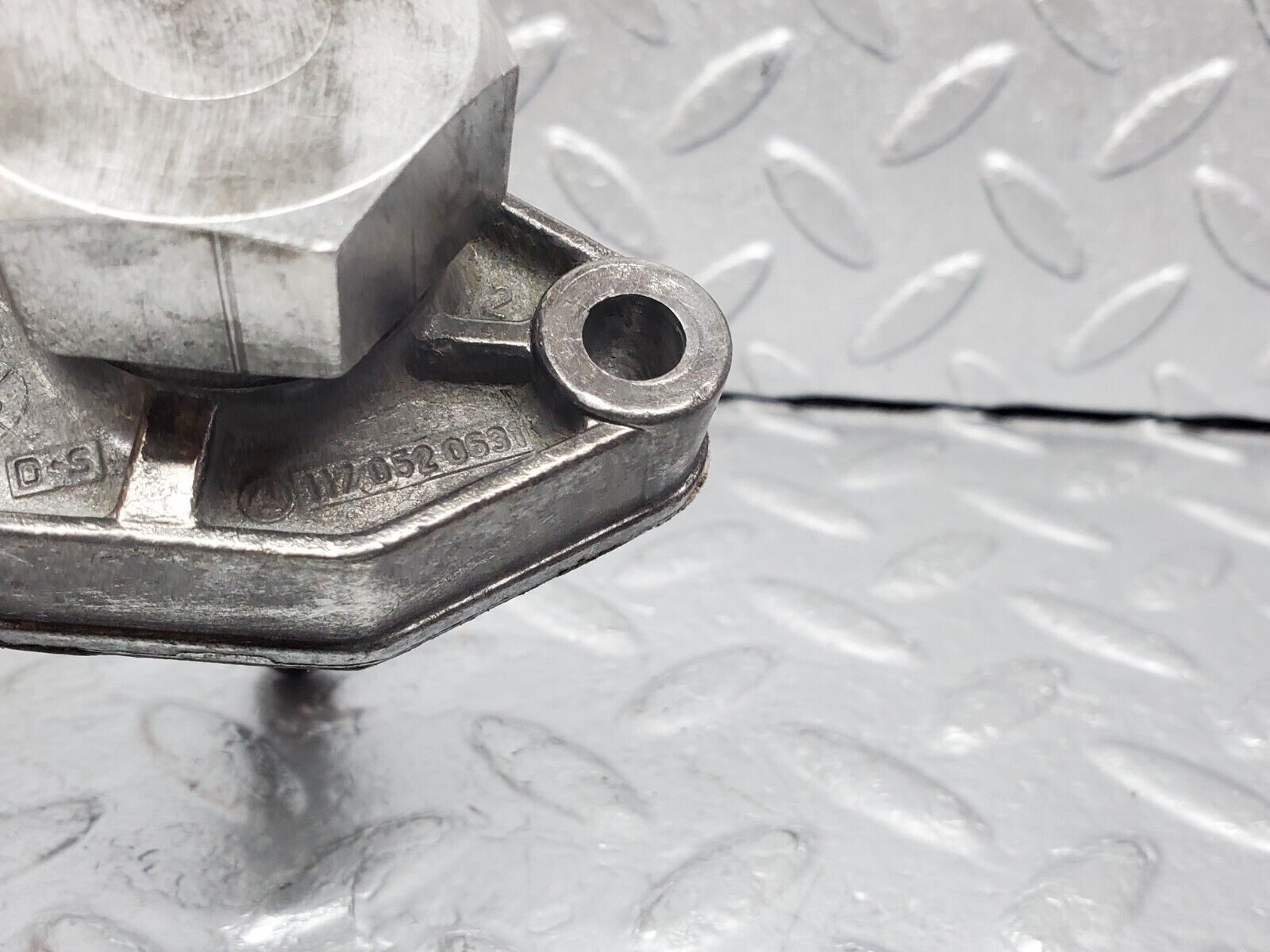 45967 Mercedes-Benz W126 420SE Timing Chain Tensioner 1170520631