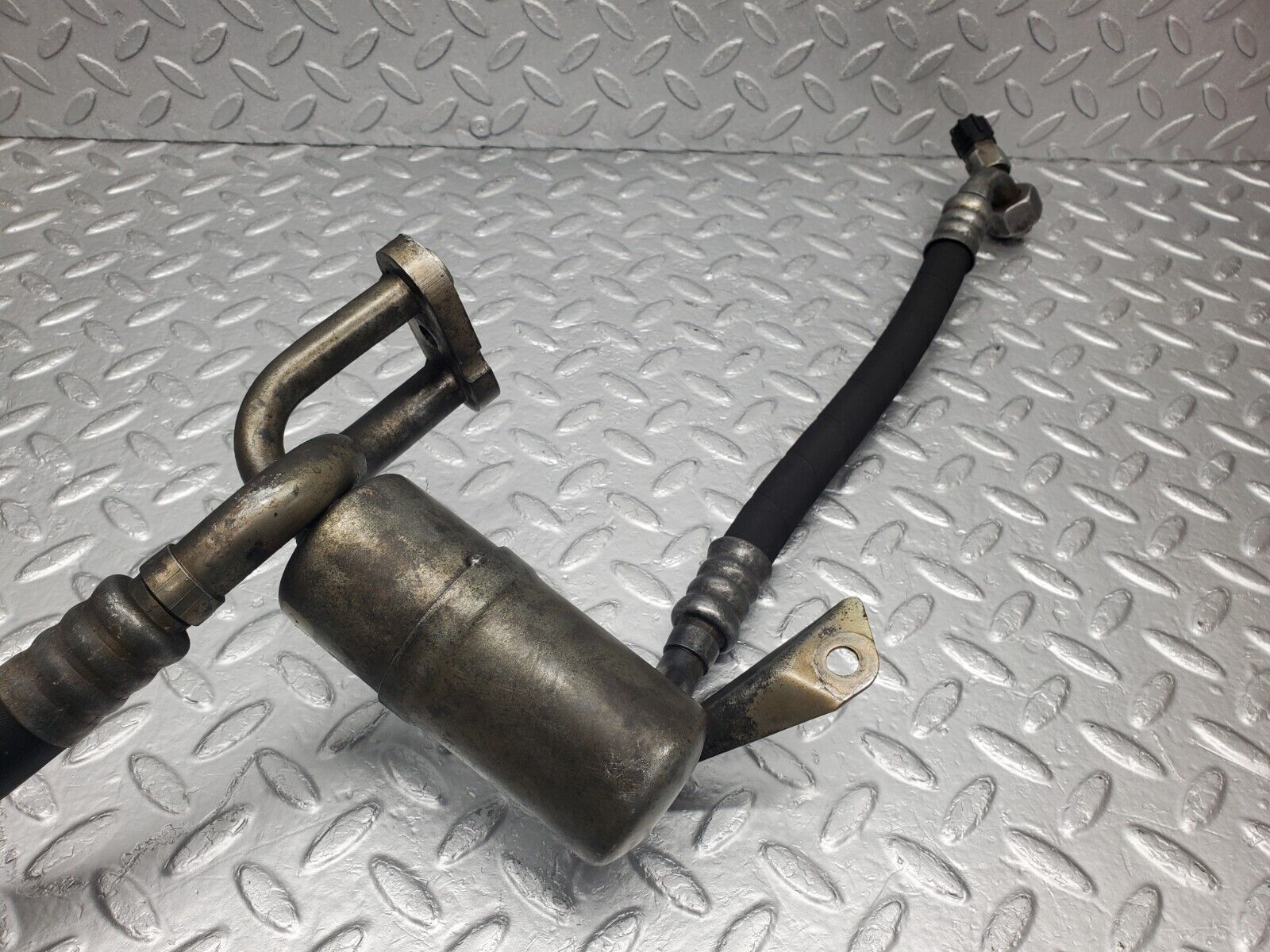 46230 Mercedes-Benz W124 280E Air Conditioning Hose Pipe With Dryer