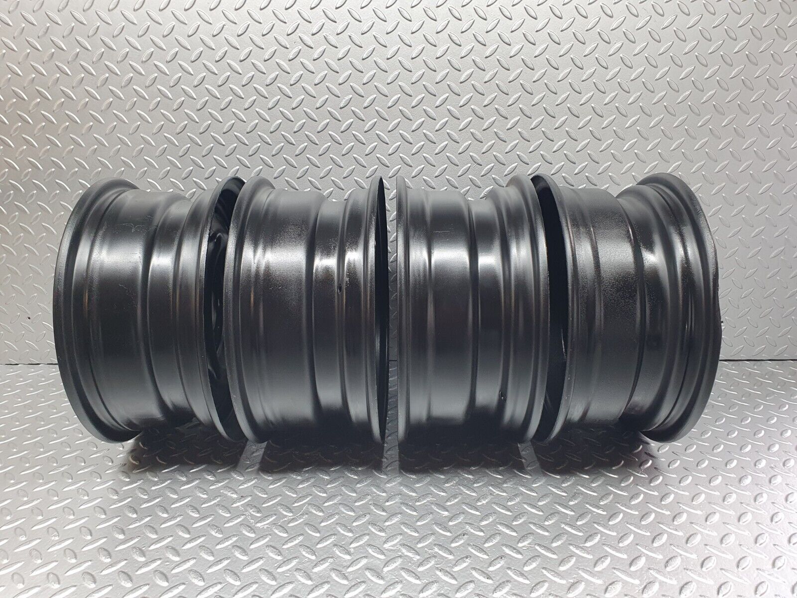 43427 Mercedes-Benz W108 280SE Steel Wheel Set 6Jx14H2 1084000002