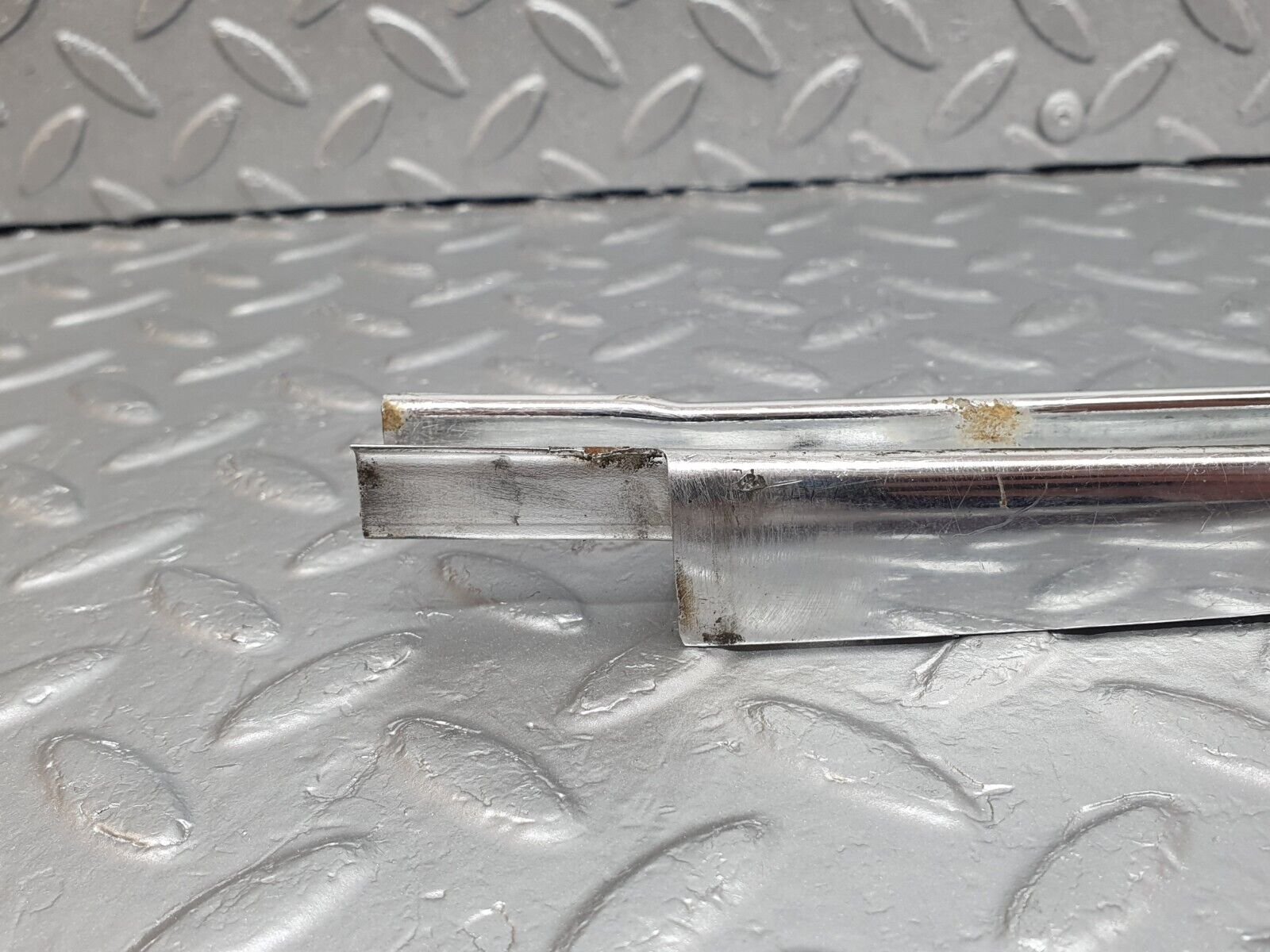 43212 Mercedes-Benz W108 280SE Front Left Door Window Chrome Channel