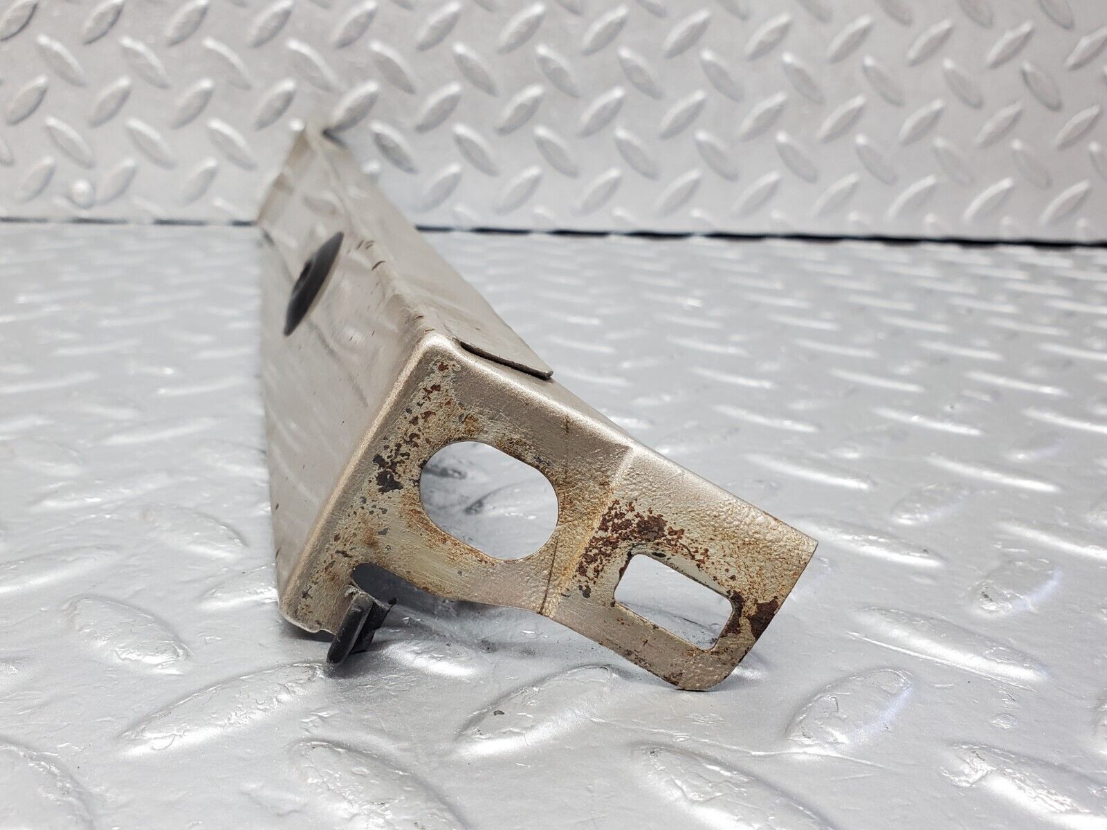 45661 Mercedes-Benz W126 420SE Under Headlight Trim Right Side