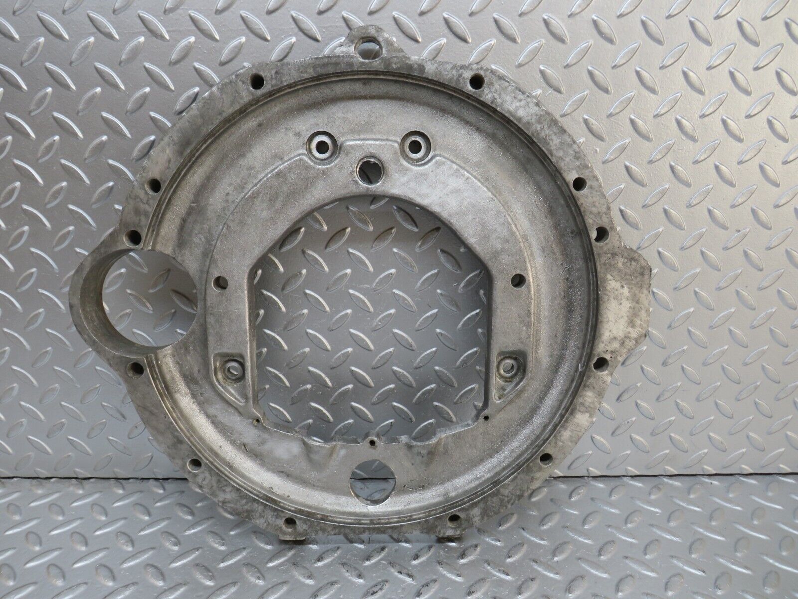 32842 Mercedes-Benz C107 R107 350 V8 Gearbox Flange 1160110845