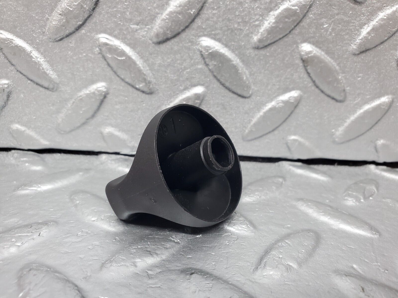 44860 Mercedes-Benz W124 220E Headlight Knob