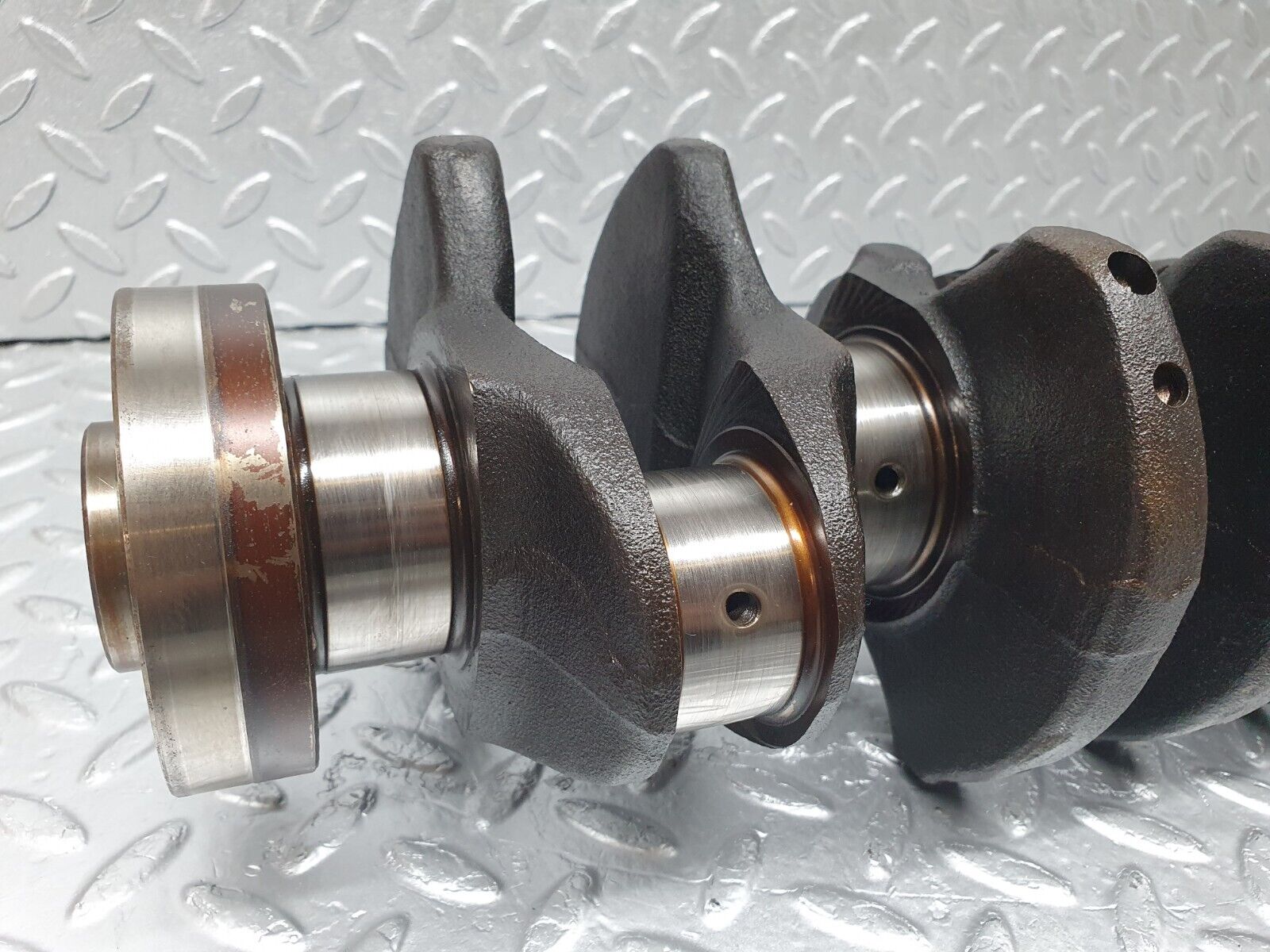 44204 Mercedes-Benz C123 230CE Coupe Crankshaft 10201
