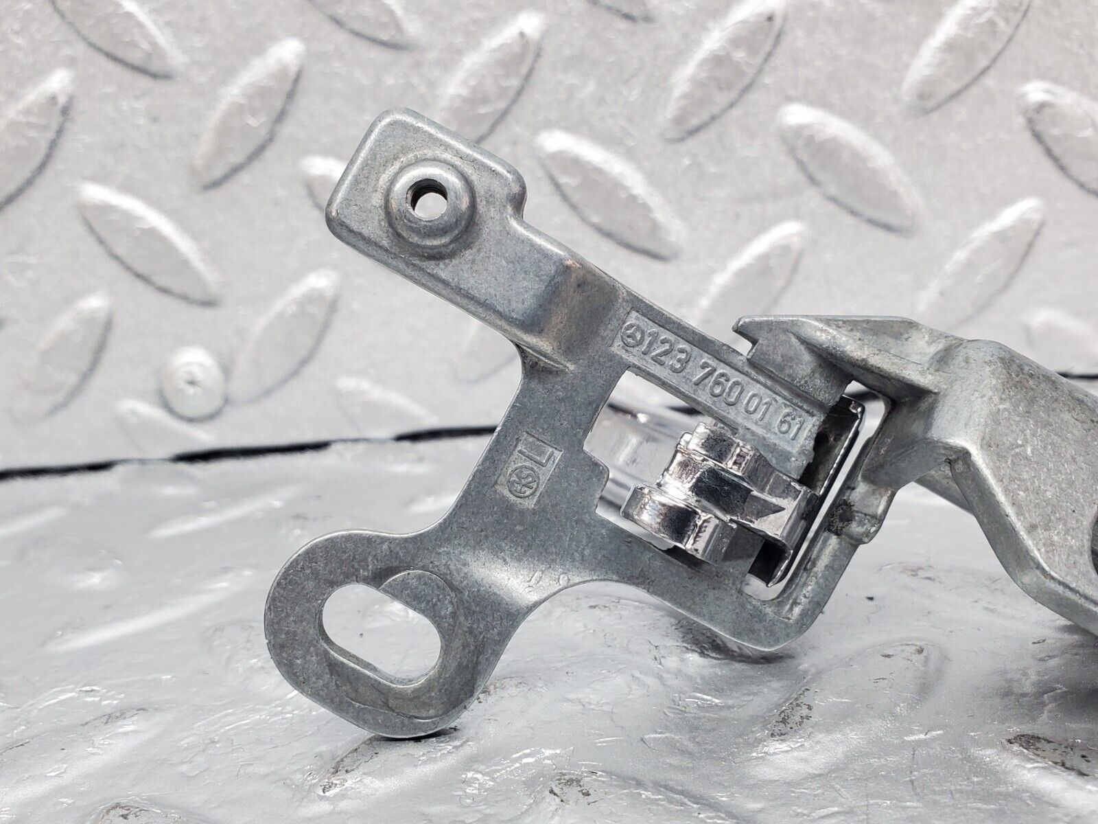 44384 Mercedes-Benz W123 280E Left Interior Door Handle 1237600161