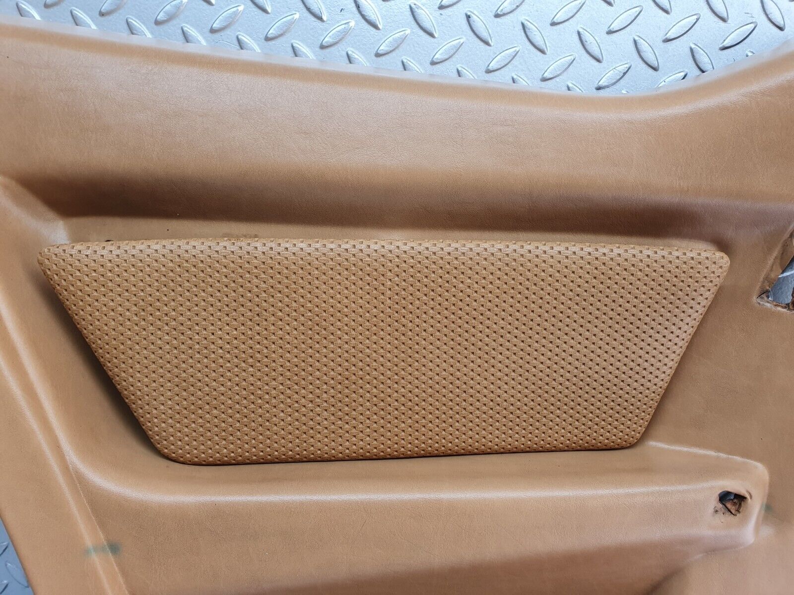 43805 Mercedes-Benz C126 380SEC Coupe Rear Left Card Panel Beige 1266920989 1266922189