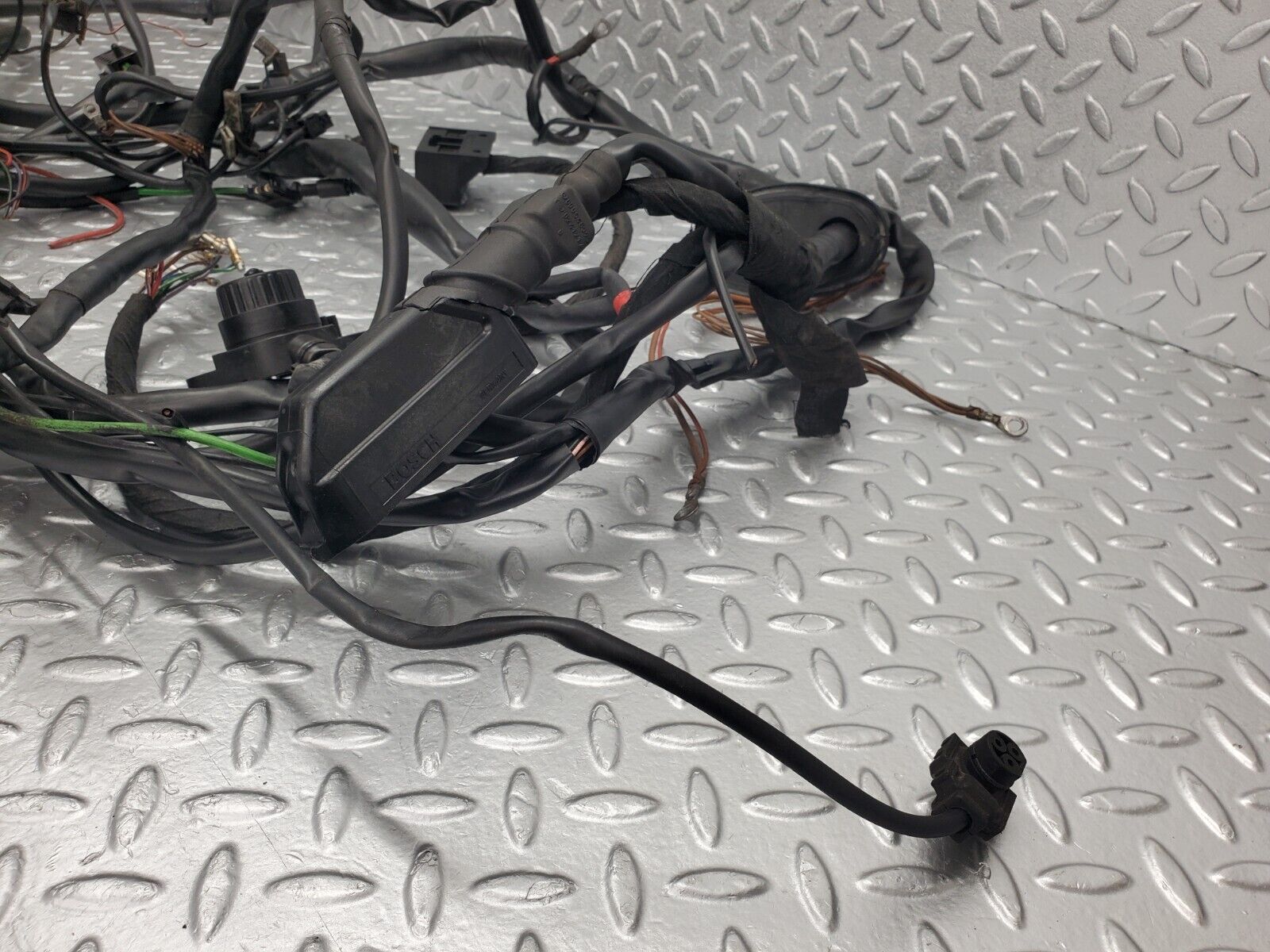 46067 Mercedes-Benz W126 420SE Engine Wiring Harness 1265403113 1265406506