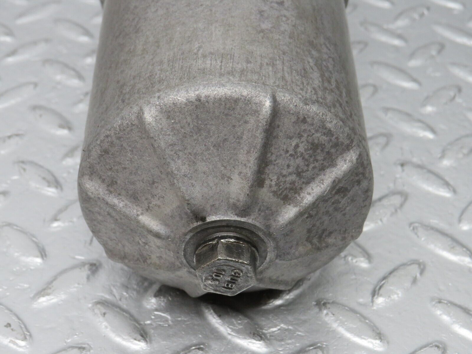 39880 Mercedes-Benz R107 350SL Oil Filter Housing 1161840309