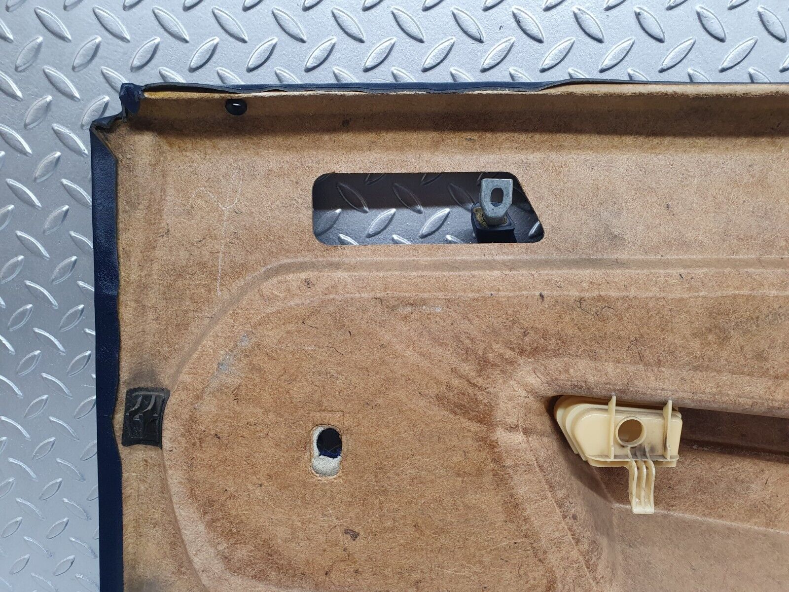 42673 Mercedes-Benz W201 190 2.0L Rear Left Door Card Blue 2017300170