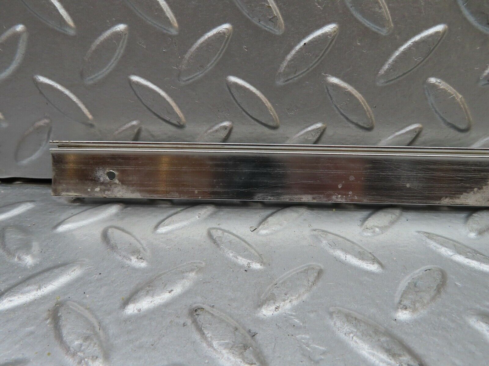 20570 Mercedes-Benz R107 450SL Roof Chrome Trim Right Side