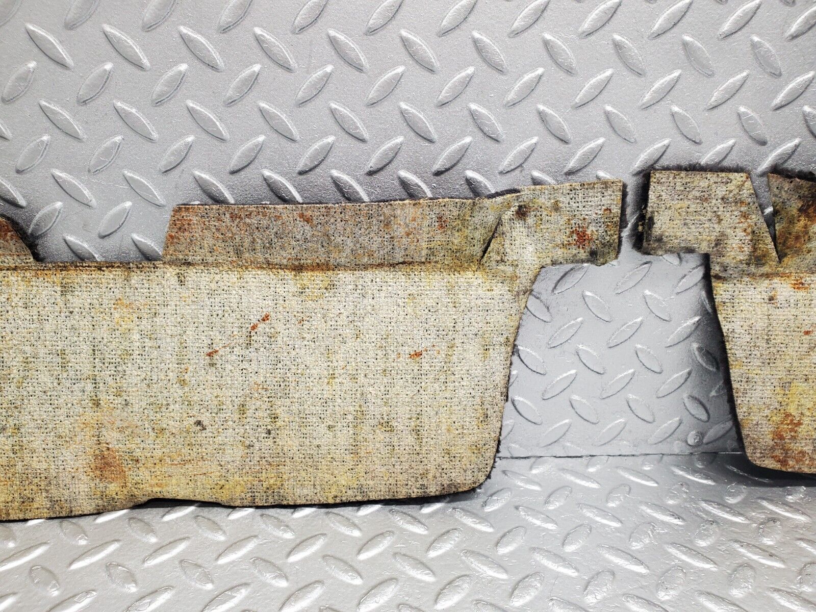 46419 Mercedes-Benz C123 280CE Coupe Rear Floor Cross Member Mat Carpet Black