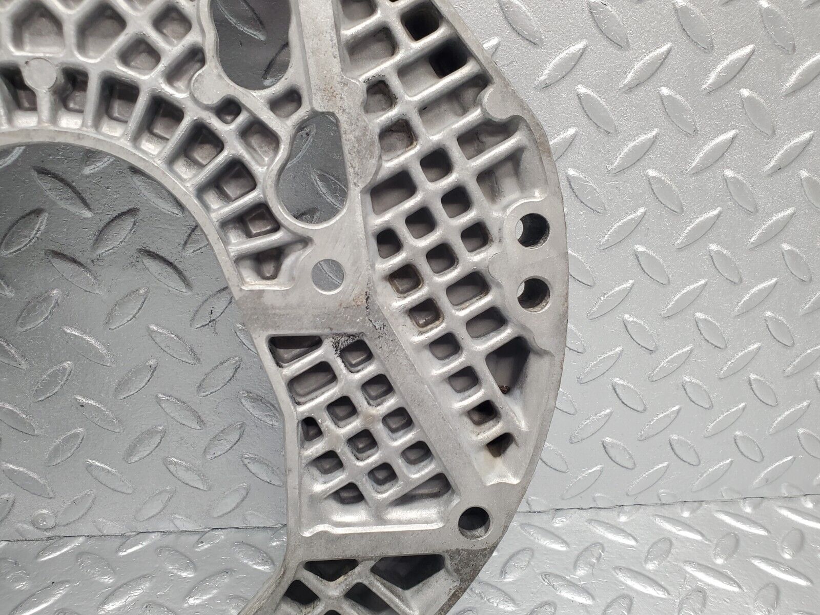 46661 Mercedes-Benz C123 280CE Coupe Gearbox Flange 1100111545