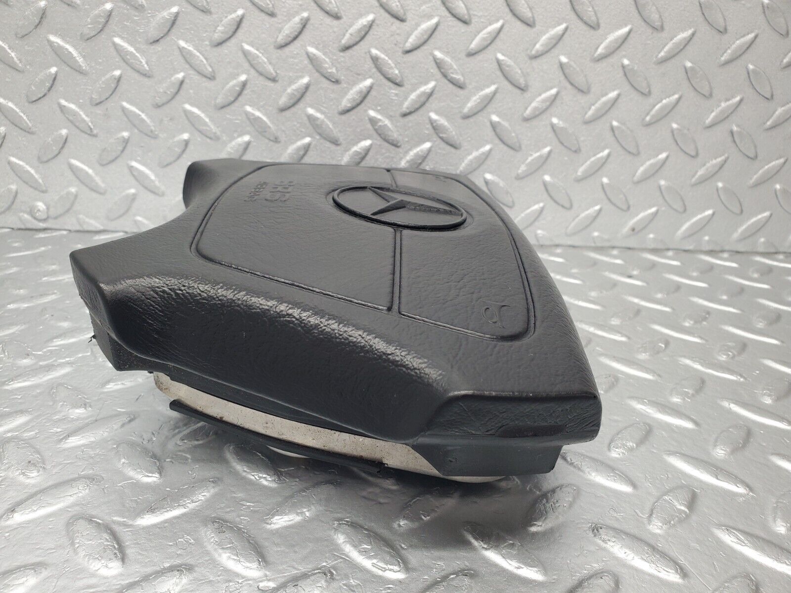 46108 Mercedes-Benz W202 C180 Steering Wheel Airbag 0006951305