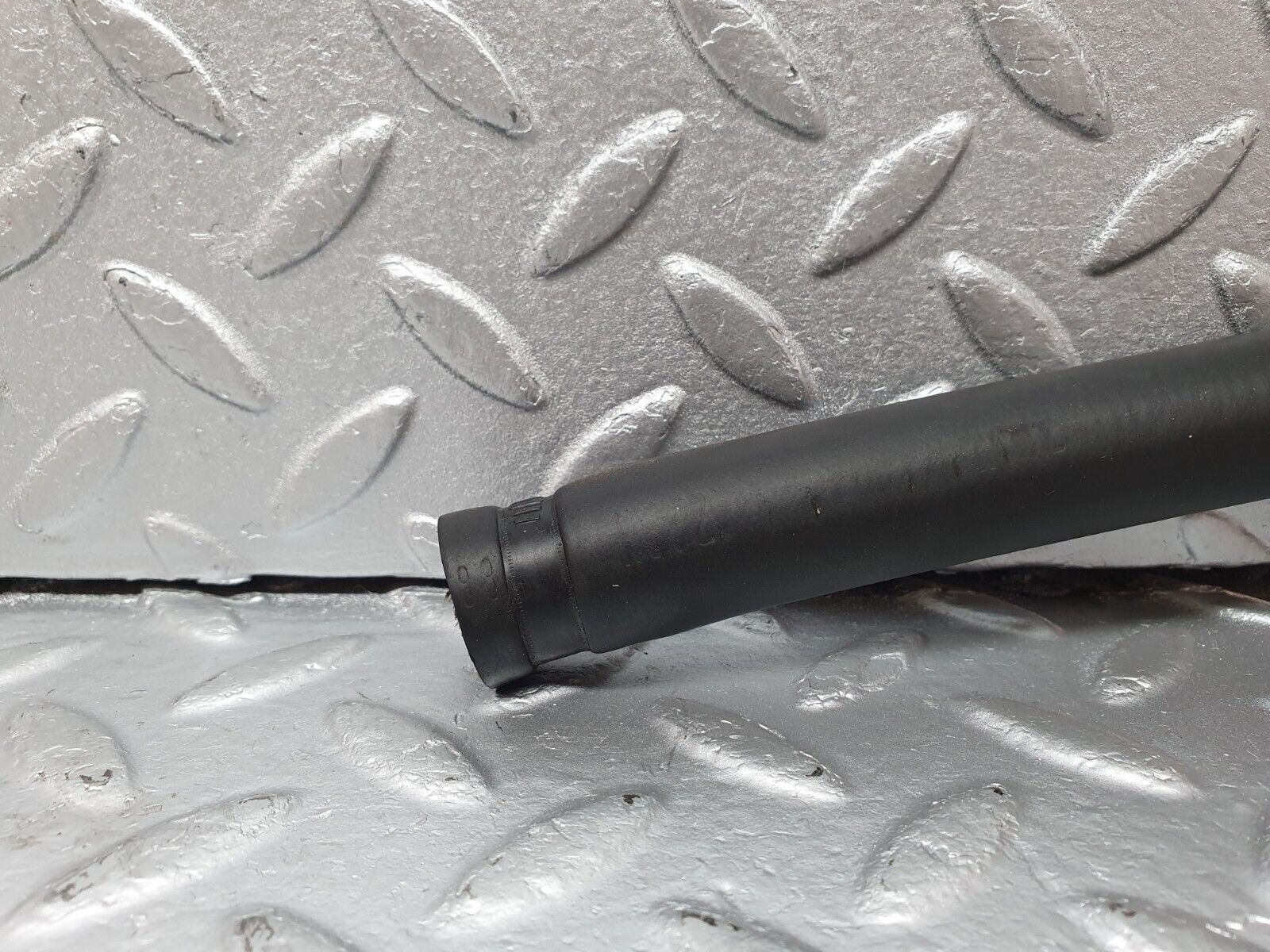 41622 Mercedes-Benz W124 200E Water Cooling Hose Pipe 1248323494 1248320894