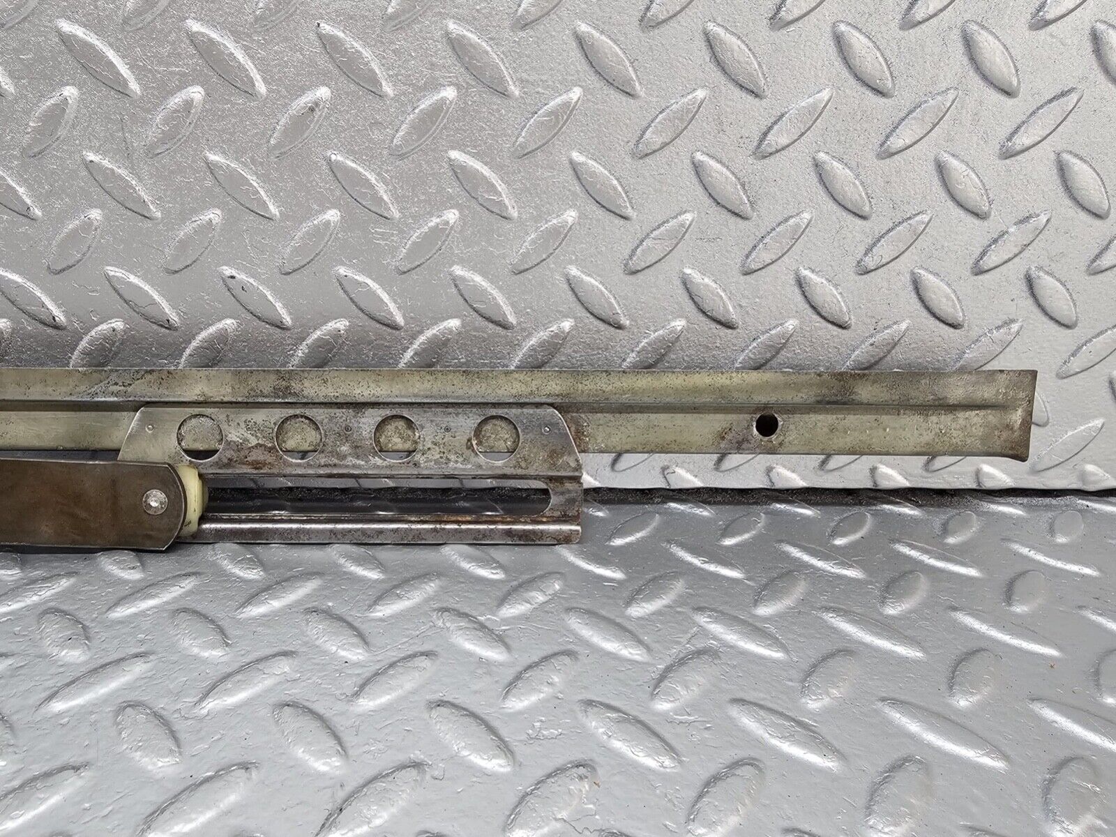 42670 Mercedes-Benz W108 280SE Front Right Manual Window Regulator