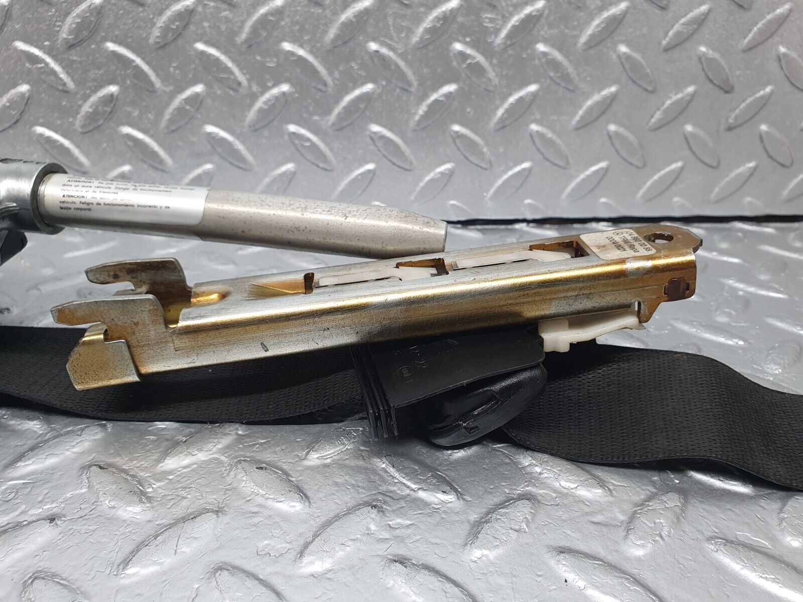 42804 Mercedes-Benz W201 190 2.0L Front Left Seat Belt With Buckle 2018606785 1248600169