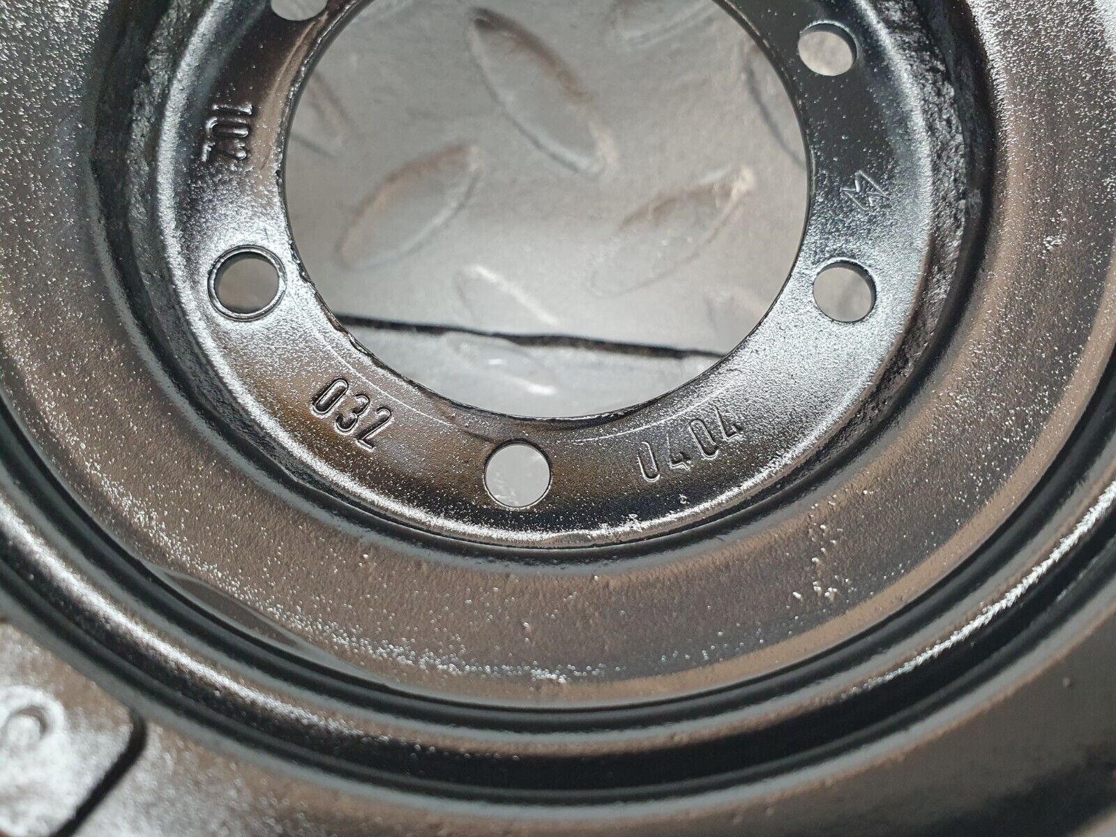 44224 Mercedes-Benz C123 230CE Coupe Crankshaft Pulley 1020320404