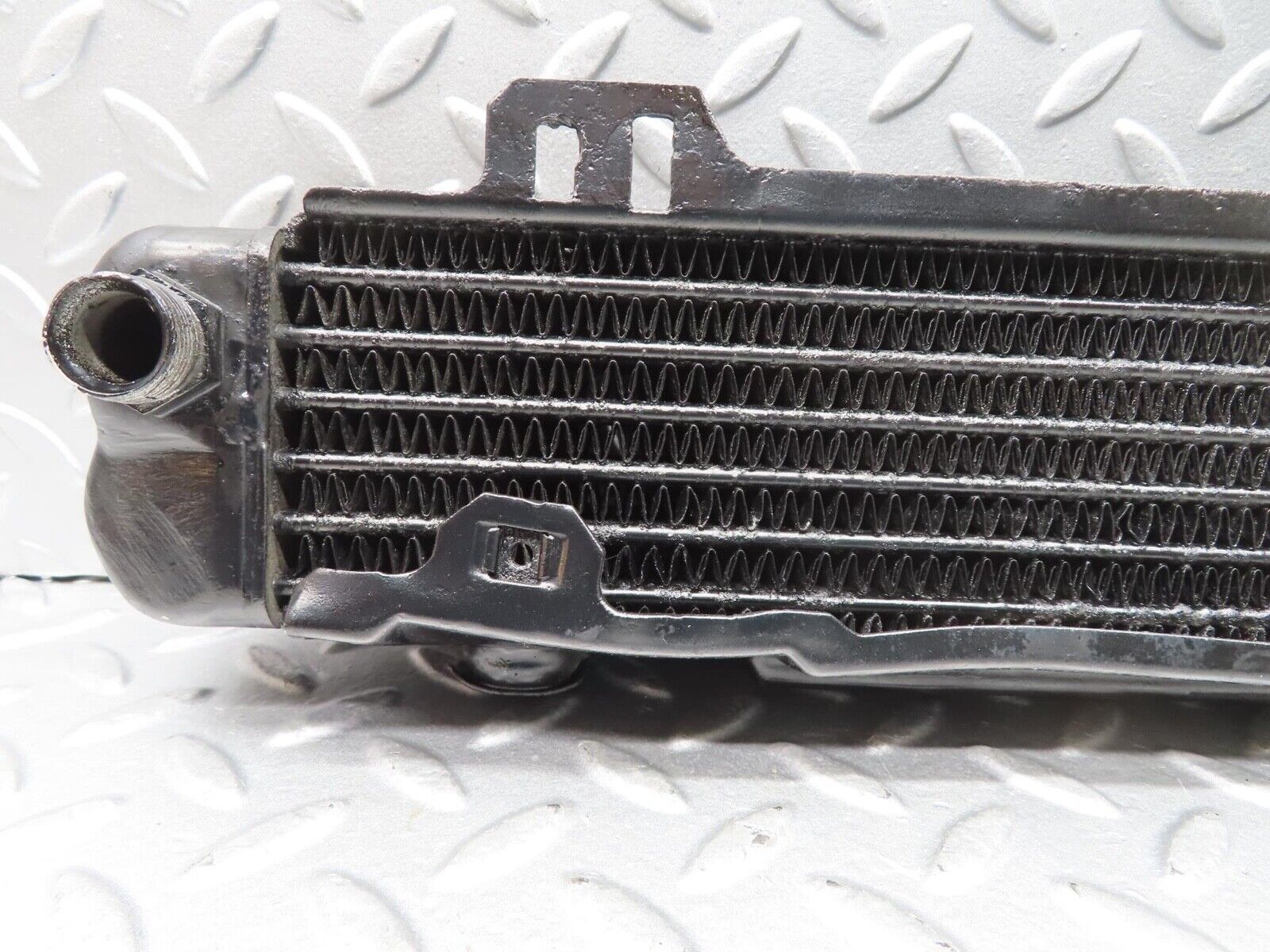 14497 Mercedes-Benz W116 350SE Oil Cooler Behr 1081800765