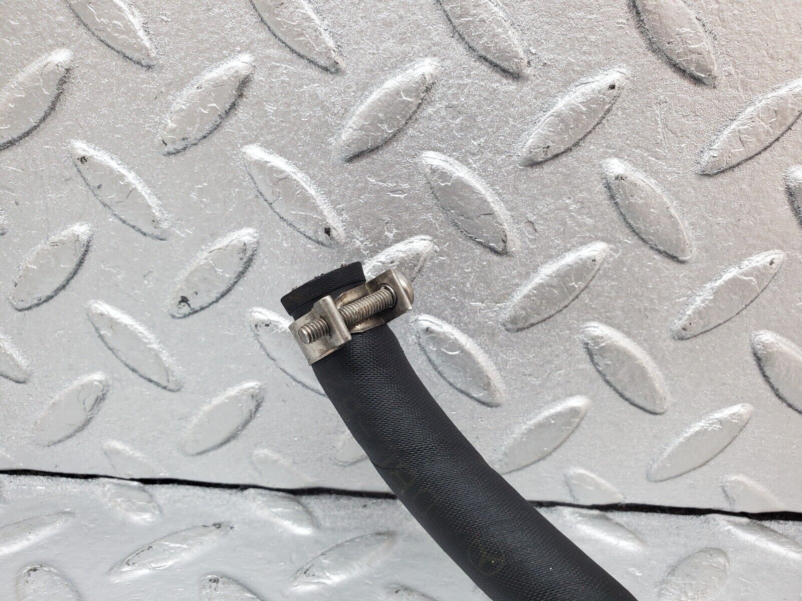 45313 Mercedes-Benz R129 300SL Coupe Oil Hose Pipe