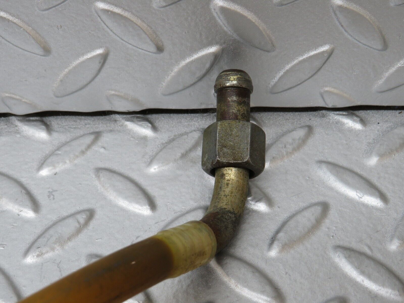 35501 Mercedes-Benz R107 280SL Brake Servo Vacuum Pipe