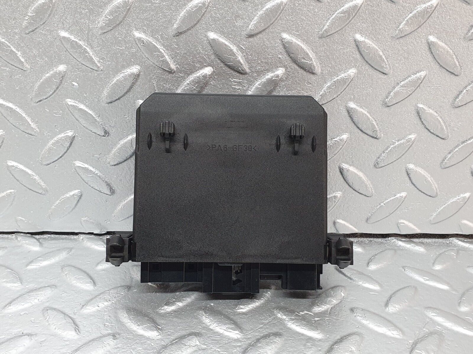 41746 Mercedes-Benz W202 C200 Door Control Unit Front Right 2088201226