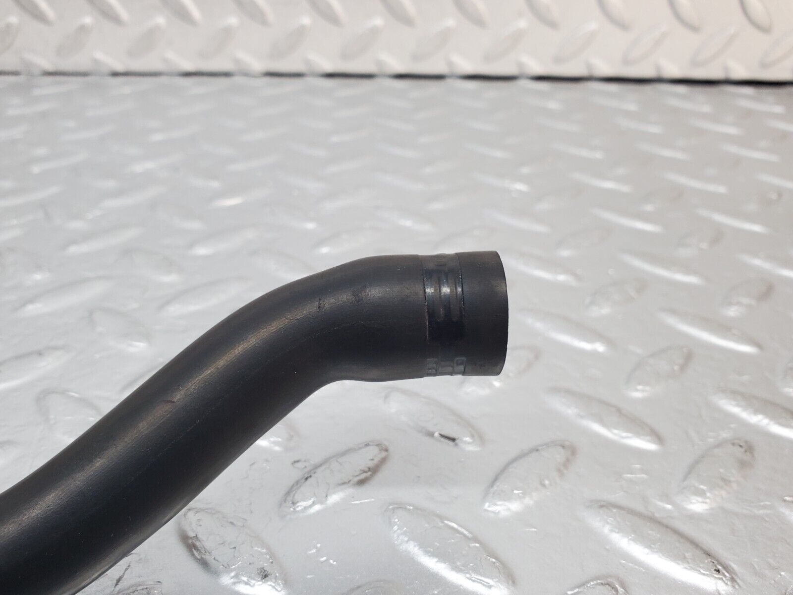 45393 Mercedes-Benz 280E M110.983 Air Intake Pipe