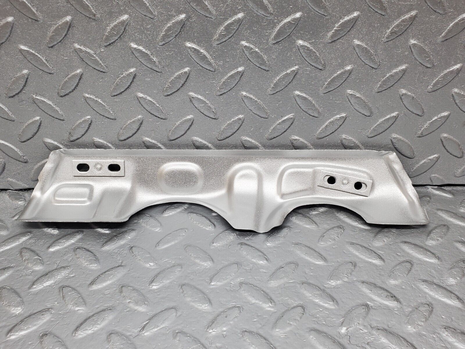 45901 Mercedes-Benz W126 420SE Exhaust Manifold Heat Shield