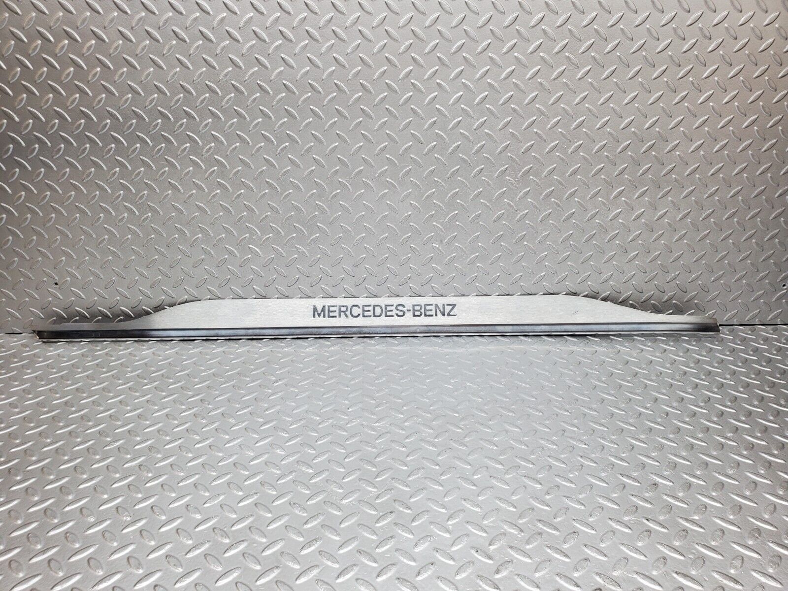 45319 Mercedes-Benz R129 300SL Coupe Left Door Sill Chrome Trim
