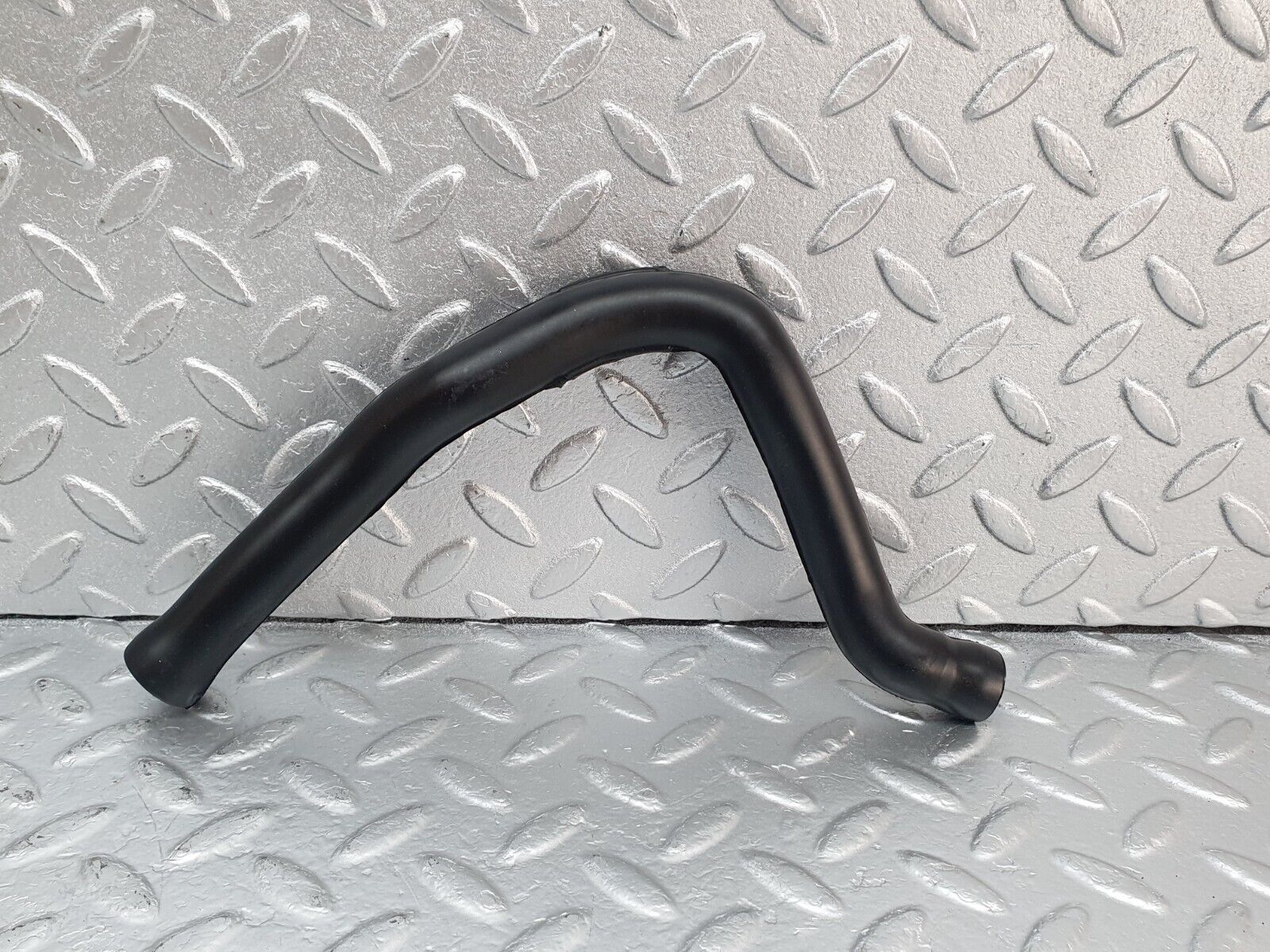 43665 Mercedes-Benz C126 380SEC Coupe Air Intake Hose Pipe 1160942182
