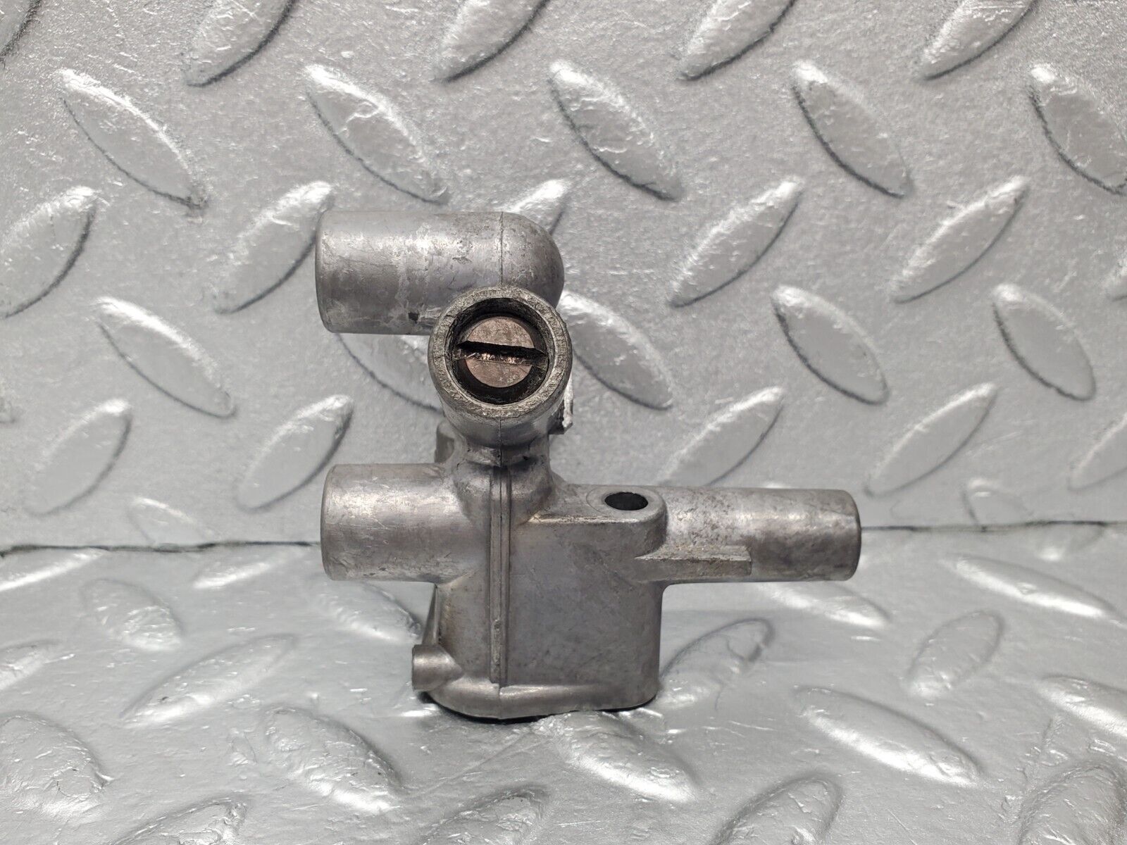 46323 Mercedes-Benz W123 230E Idle Control Valve 1020941212