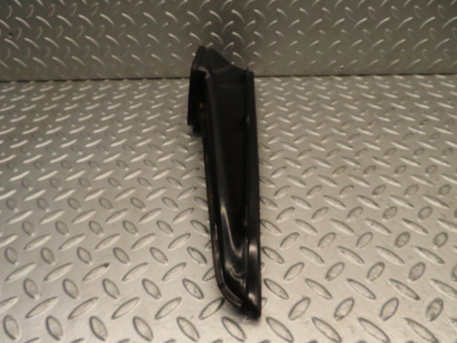 11802 Mercedes-Benz R107 450SL Dashboard Air Vent Left