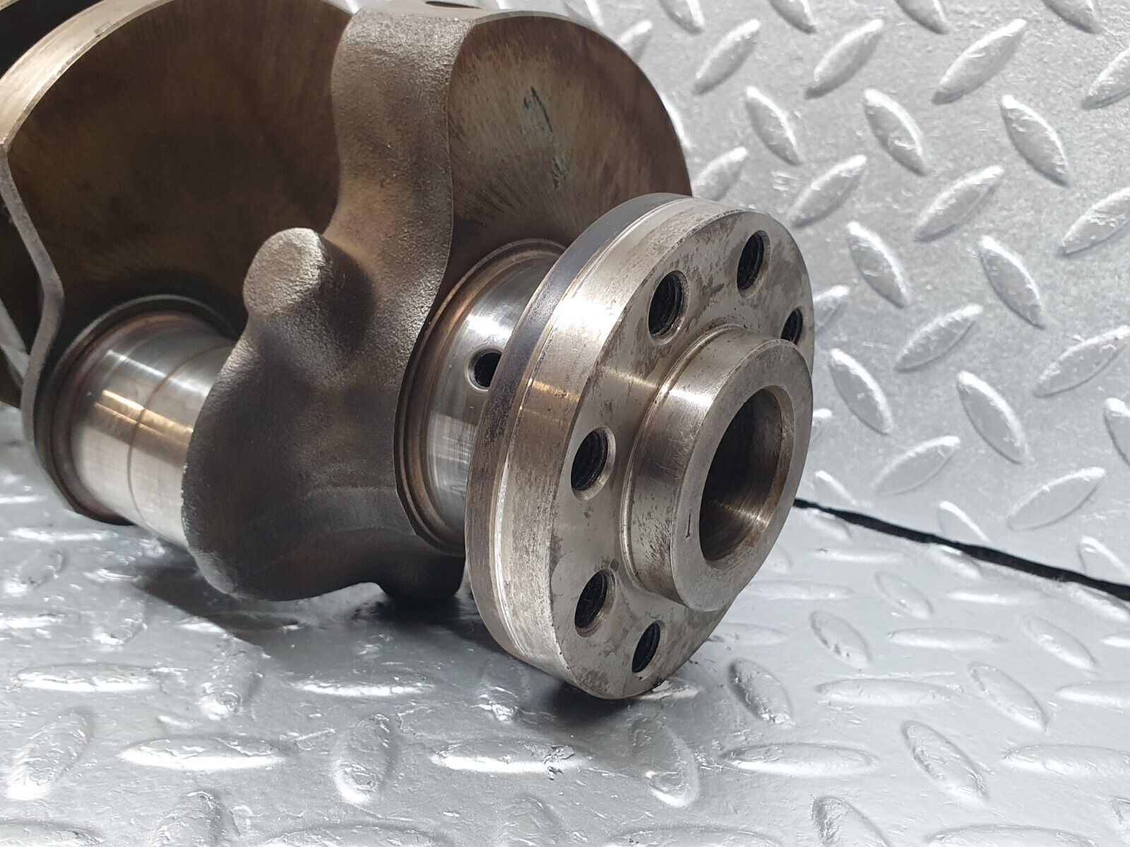 43811 Mercedes-Benz C126 380SEC Coupe Crankshaft 1160312201