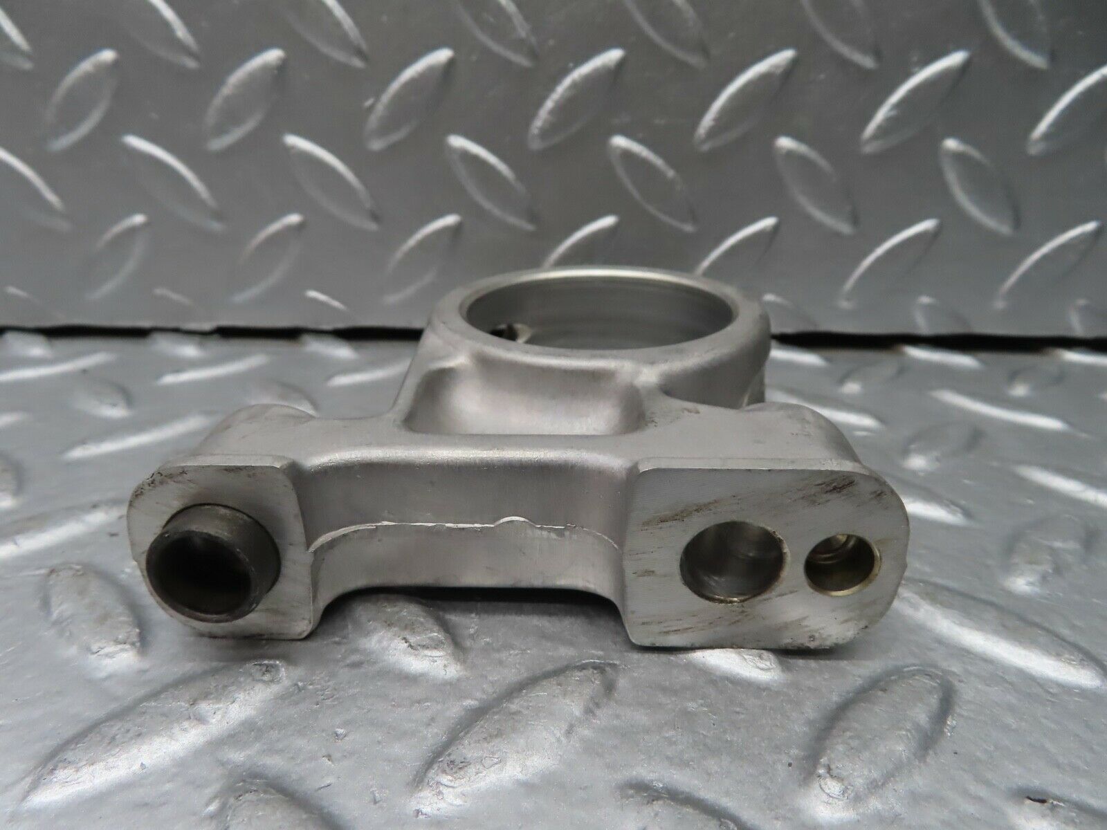 20645 Mercedes-Benz R107 450SL Camshaft Tower Bearing 1160512712