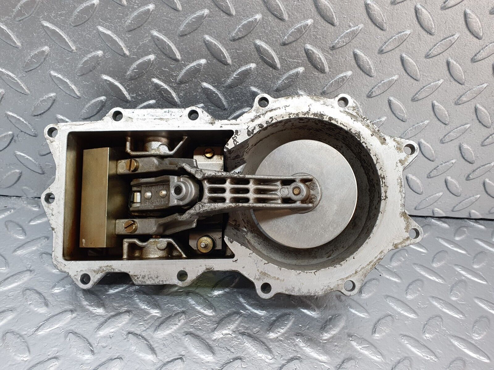 43738 Mercedes-Benz C123 230CE Coupe Air Flow Mass Sensor Bosch 0438120116