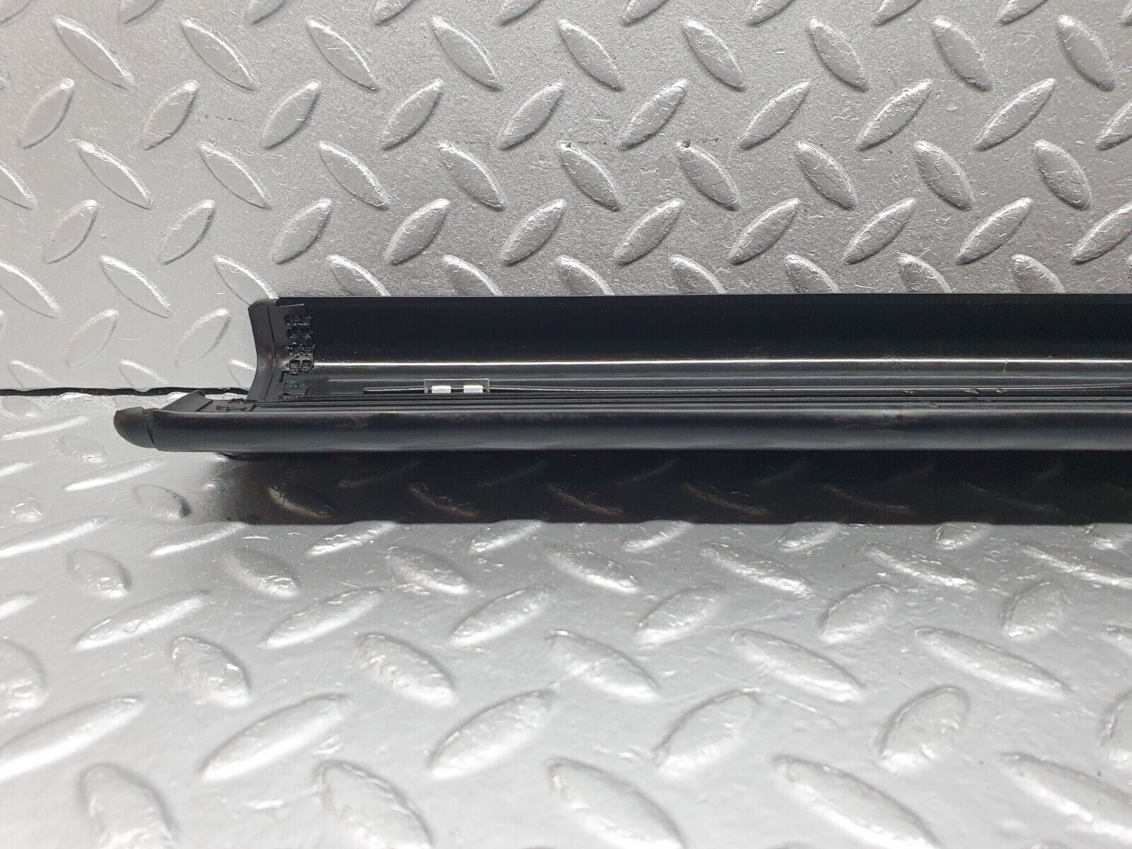41776 Mercedes-Benz W202 C200 Front Left Door Sill Trim 2026800735