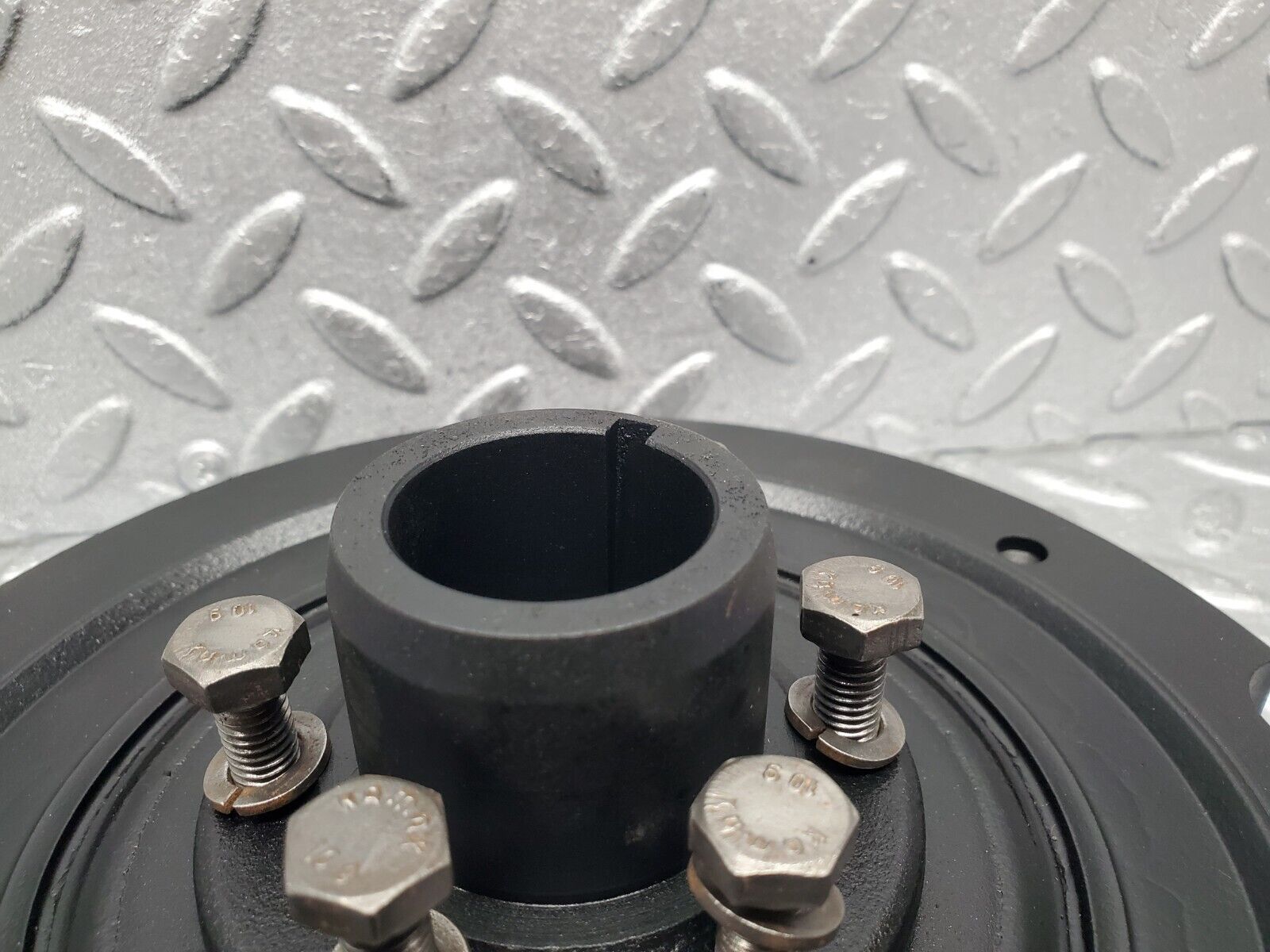 46027 Mercedes-Benz W126 420SE Crankshaft Vibration Damper 1160300703