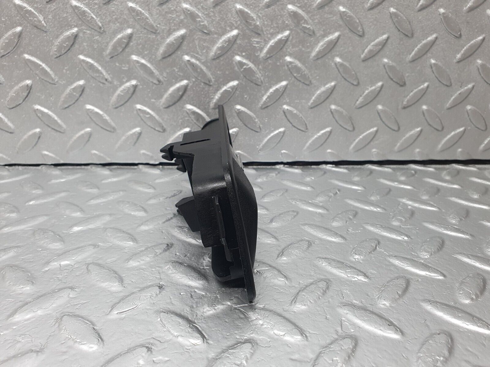 42779 Mercedes-Benz W201 190 2.0L Left Interior Door Handle 2017660164