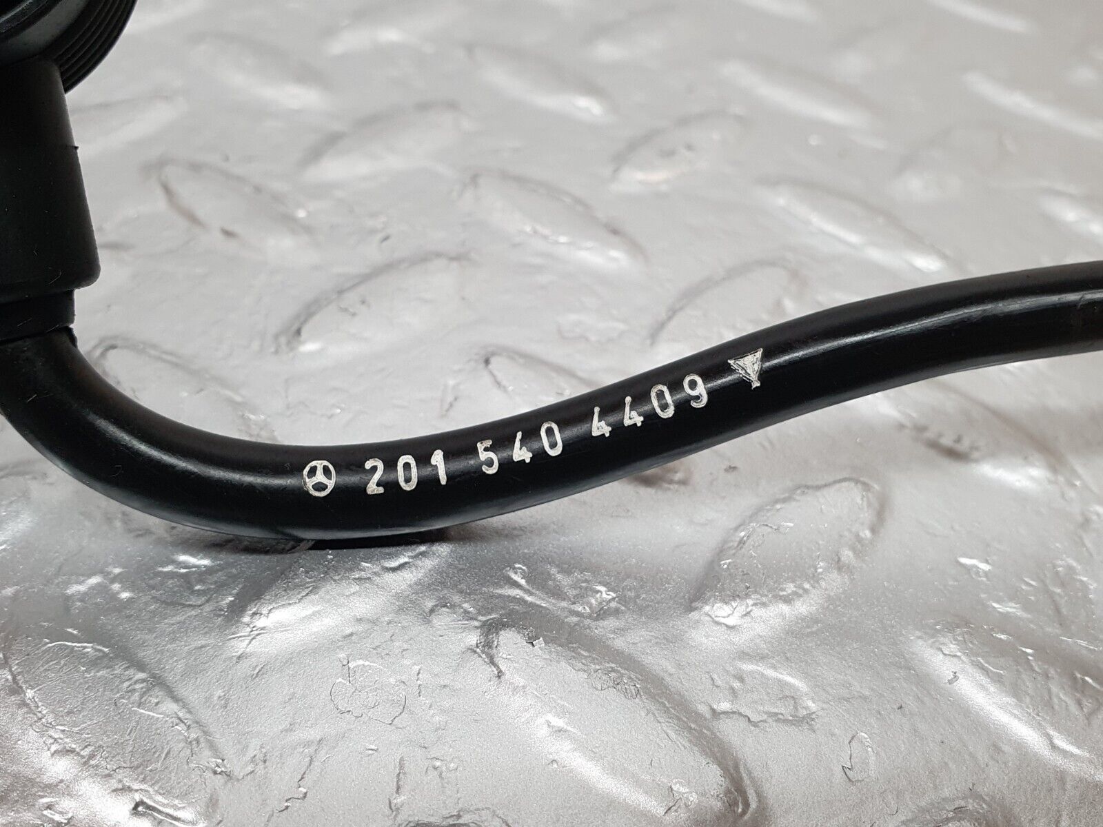 42933 Mercedes-Benz W201 190 2.0L Ignition Control Unit Cable 2015404409 09971820