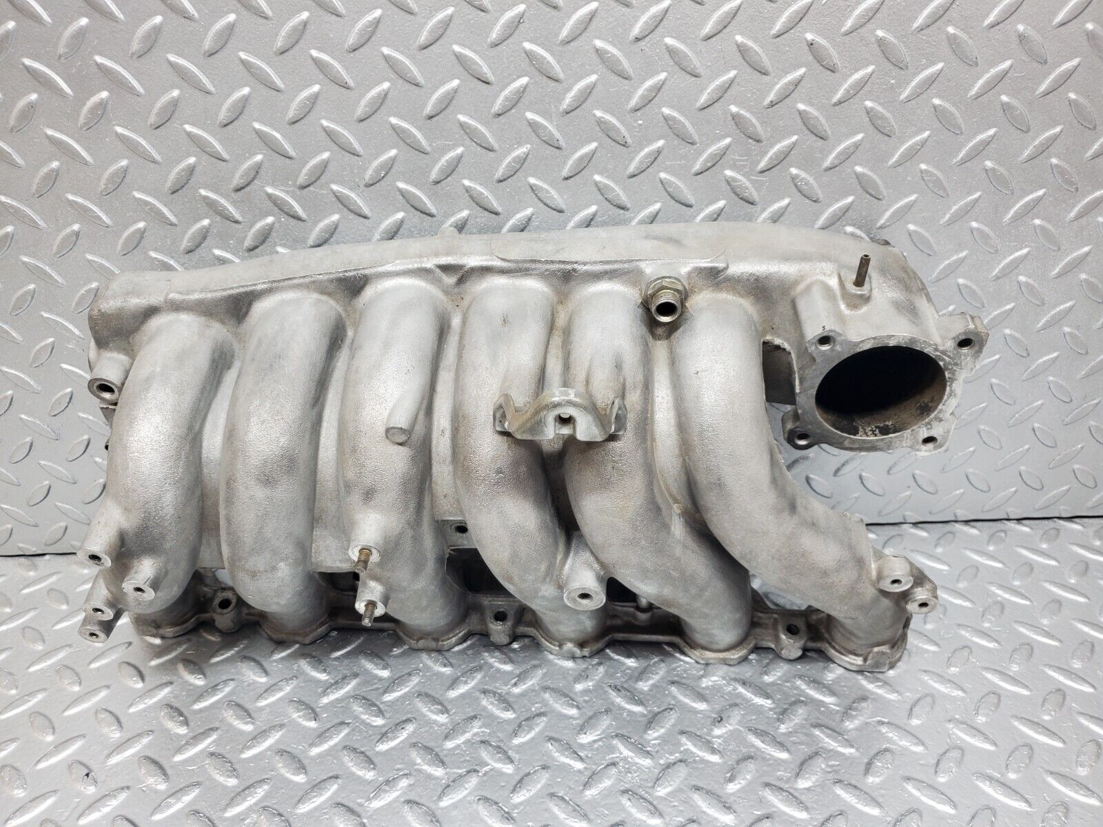 45391 Mercedes-Benz 280E M110.983 Air Intake Manifold 1101413401