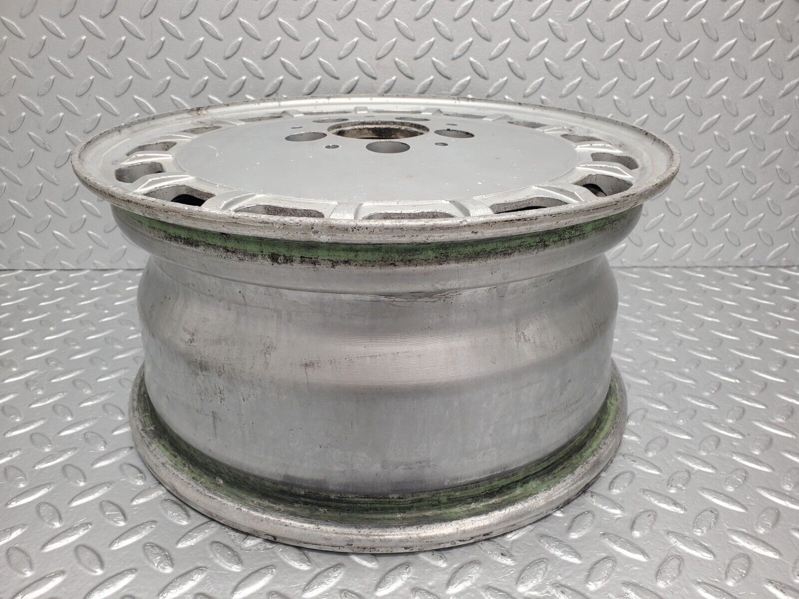 46104 Mercedes-Benz Alloy Wheel 7Jx15H2 ET25 1264003002