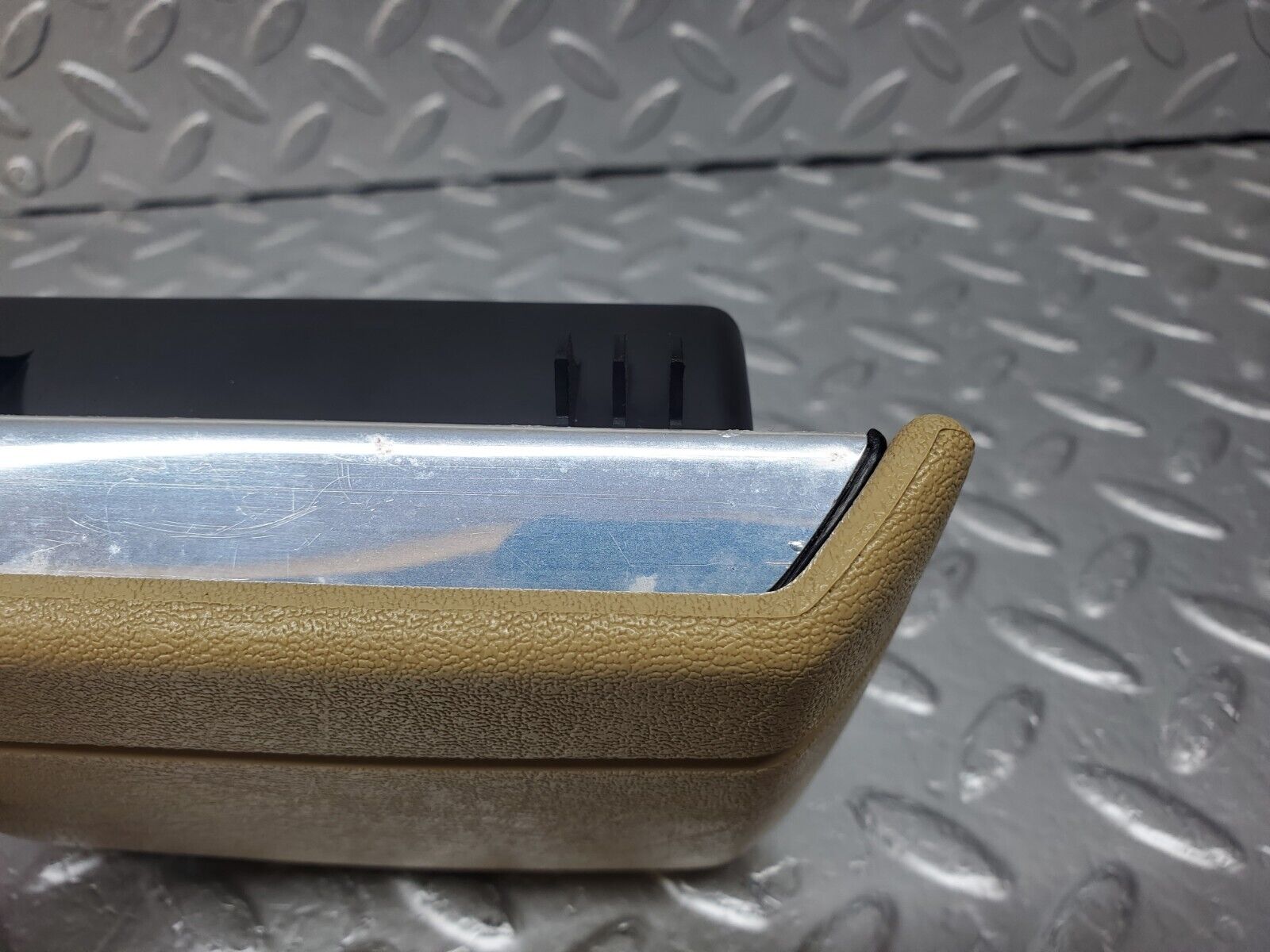 44375 Mercedes-Benz W123 280E Rear Door Ashtray