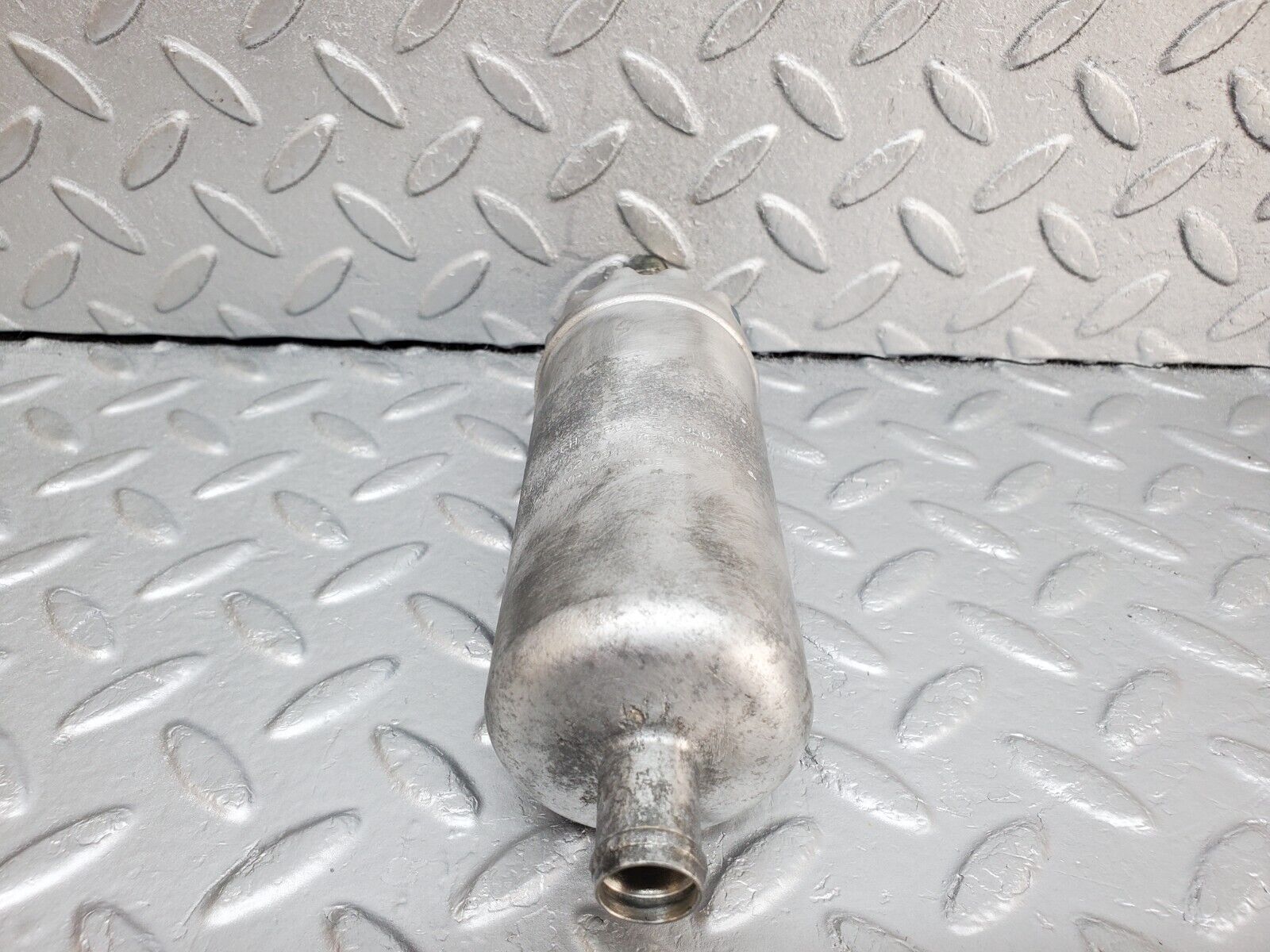 44672 Mercedes-Benz W124 220E Fuel Pump Bosch 0580254950 0020915901