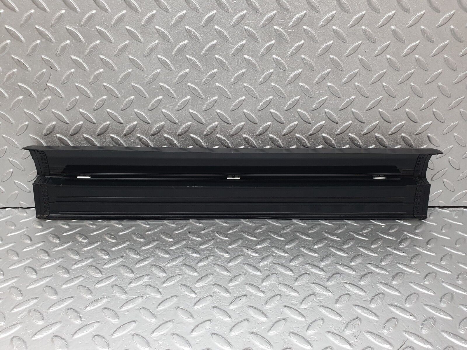 41768 Mercedes-Benz W202 C200 Front Right Door Sill Trim 2026800735