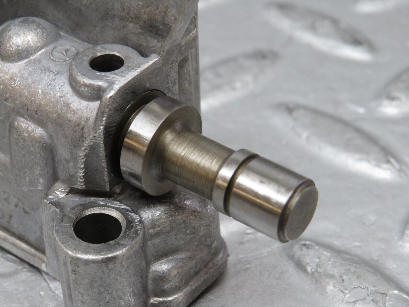 36414 Mercedes-Benz R107 450 Automatic Gearbox Valve Body 722.002 1092770205