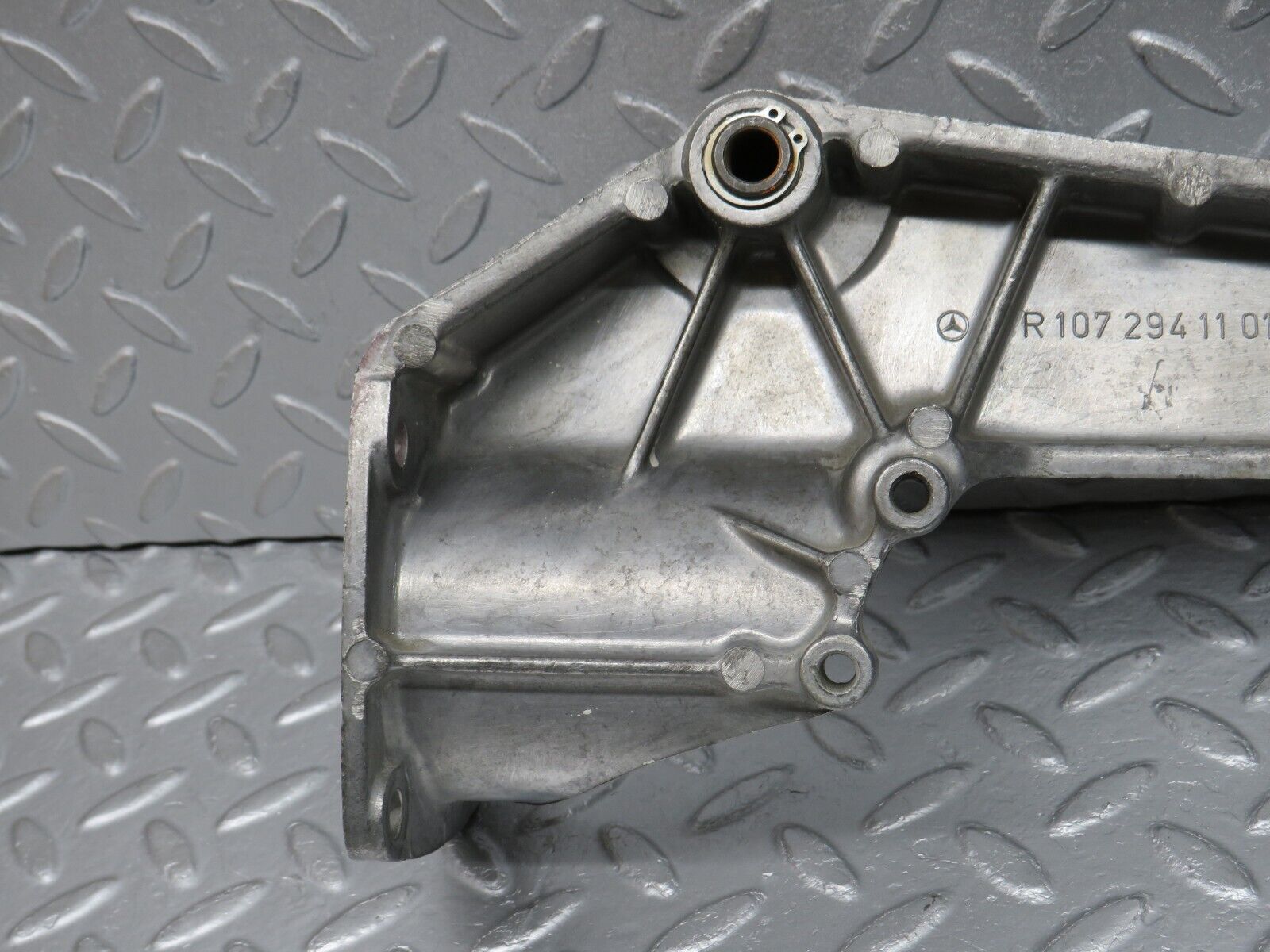 39110 Mercedes-Benz R107 500SL Brake Pedal Bracket 1072941101