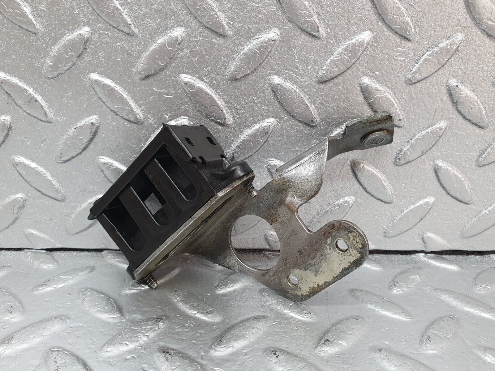 44135 Mercedes-Benz C123 230CE Coupe Cable Wire Connector 1235400369