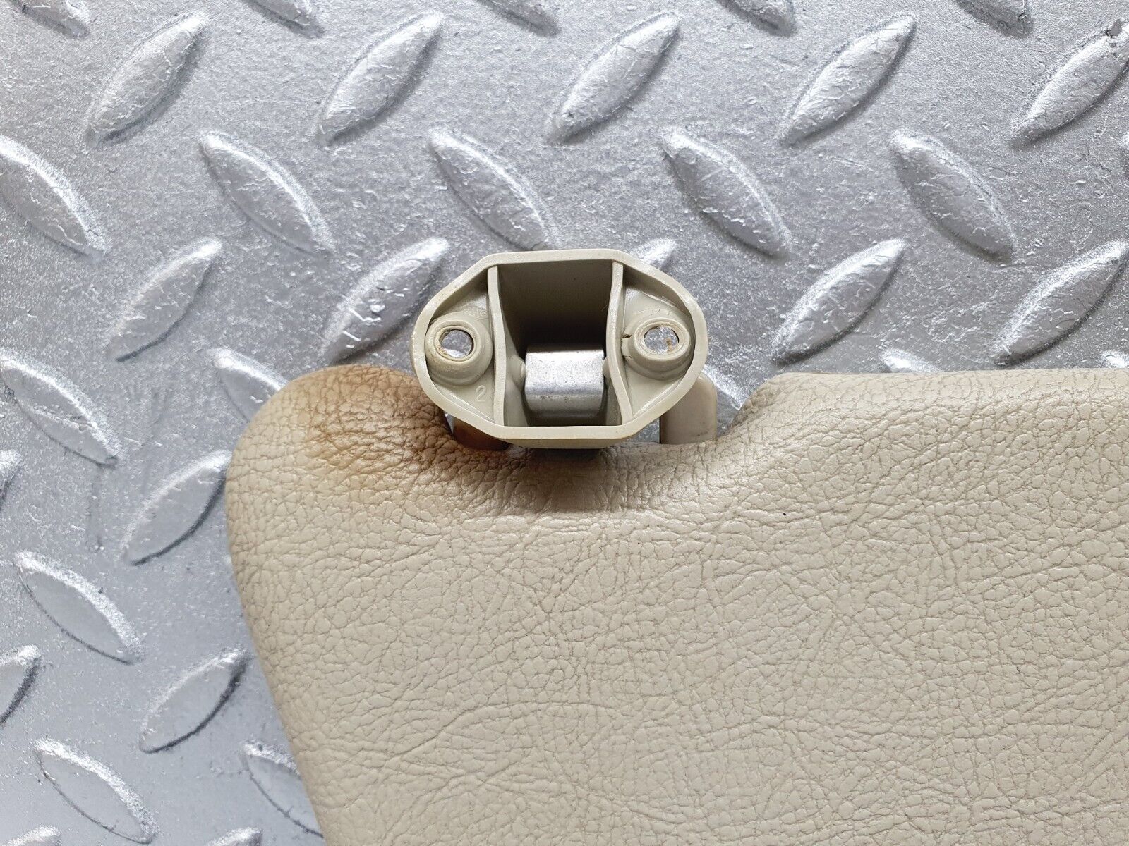 43132 Mercedes-Benz W108 280SE Sun Visor Left Side