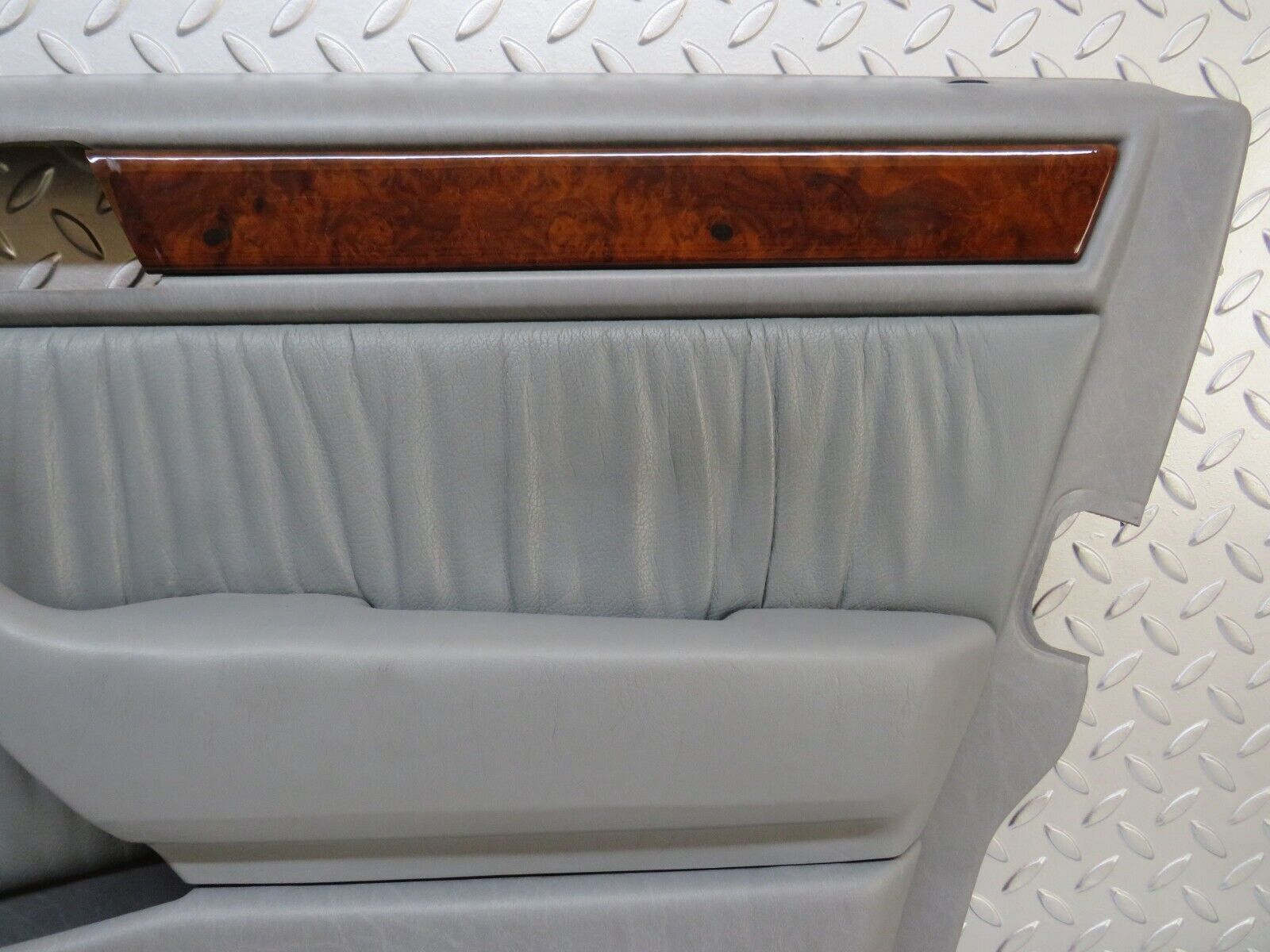 25746 Mercedes-Benz W124 280E Front Right Door Card Grey