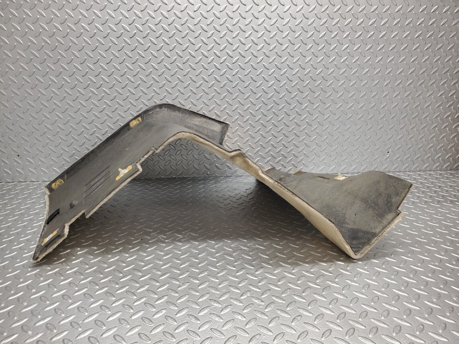 46985 Mercedes-Benz R129 320SL Coupe Rear Right Wall Carpet Beige